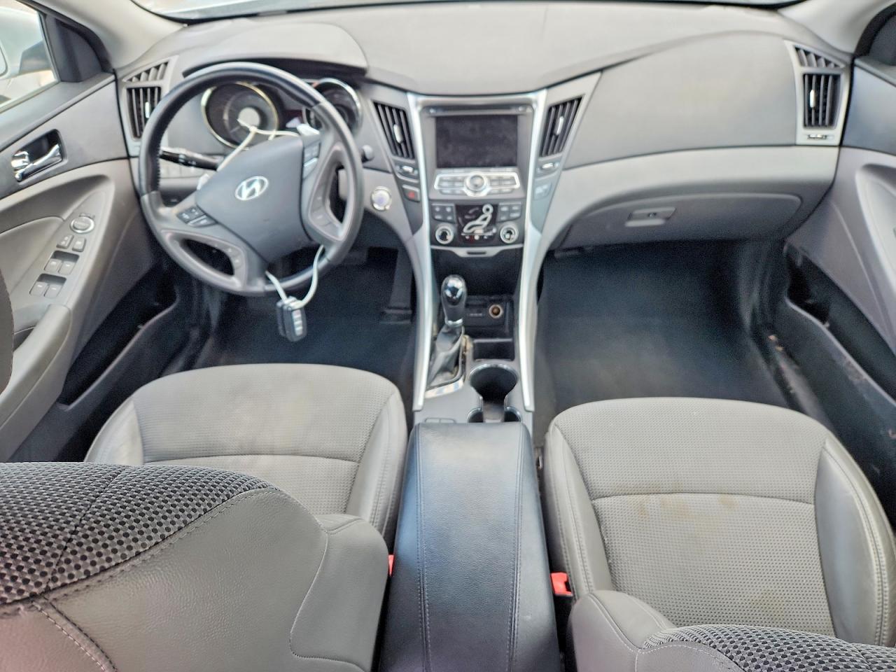 2013 Hyundai Sonata Silver vin: 5NPEC4AB5DH748689