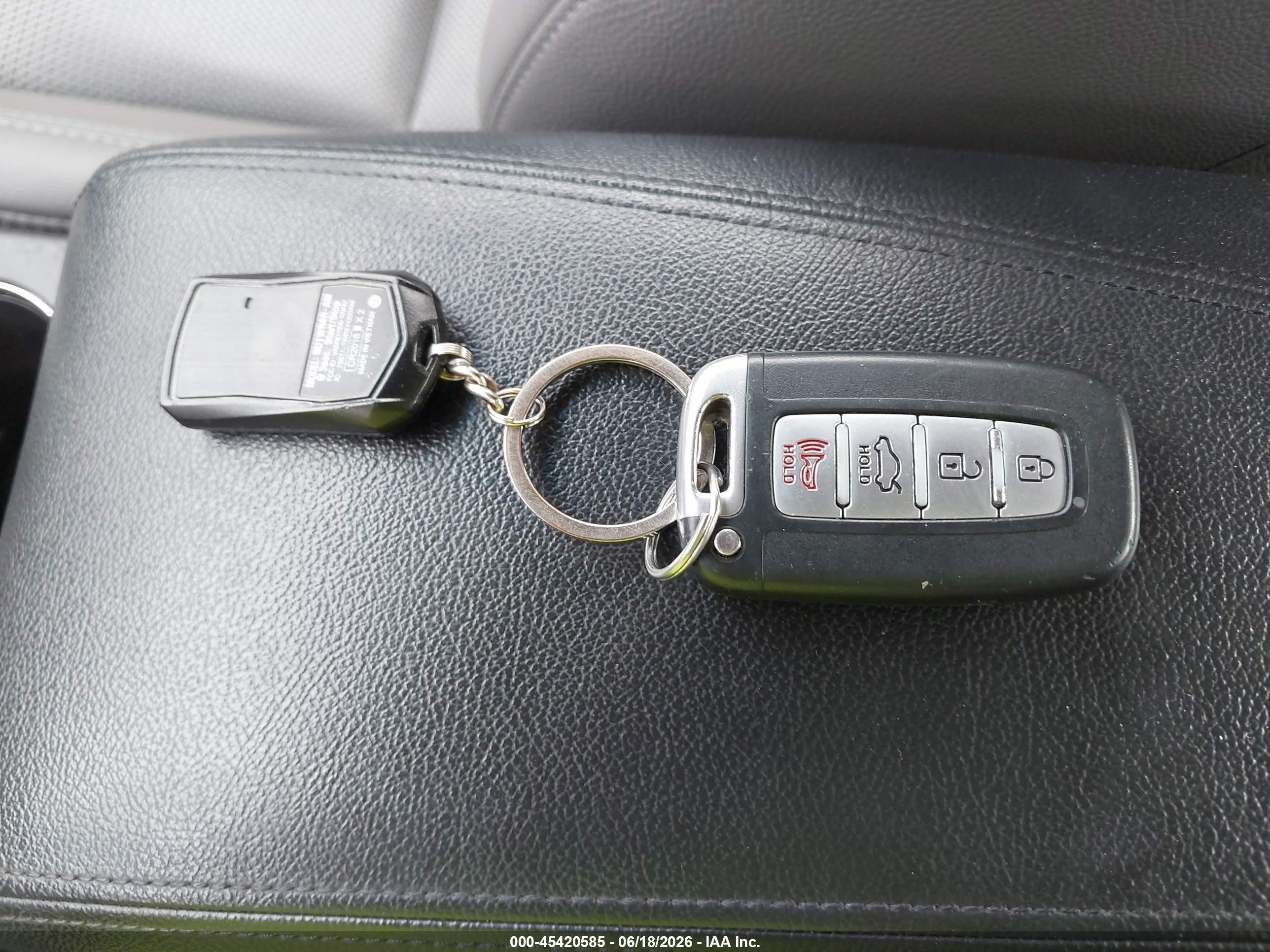 2014 Hyundai Sonata Limited 2.0t Silver vin: 5NPEC4AB5EH905056