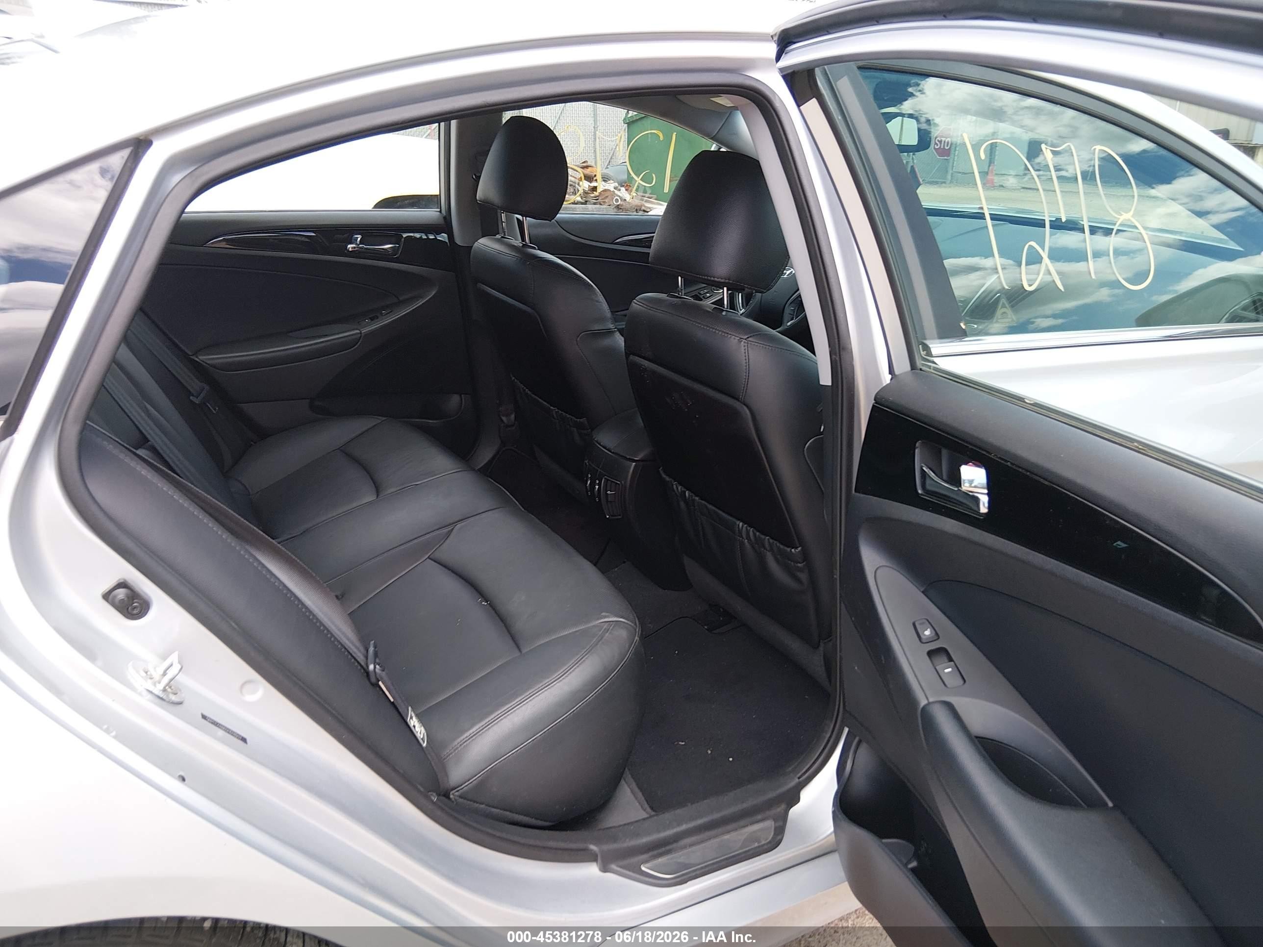 2013 Hyundai Sonata Limited 2.0t Silver vin: 5NPEC4AB6DH618937