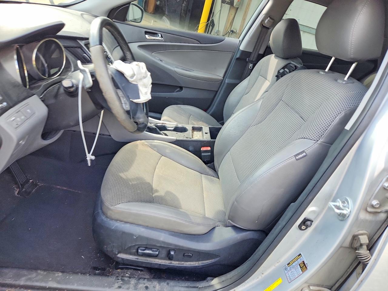 2011 Hyundai Sonata Gray vin: 5NPEC4AB7BH273530