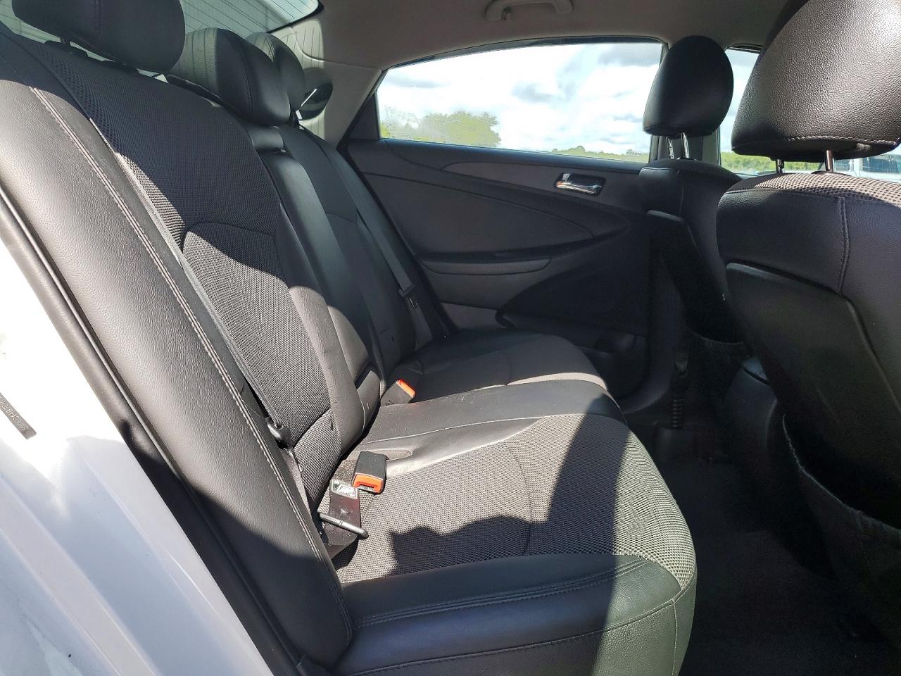 2013 Hyundai Sonata Se 2.0t White vin: 5NPEC4AB7DH526056
