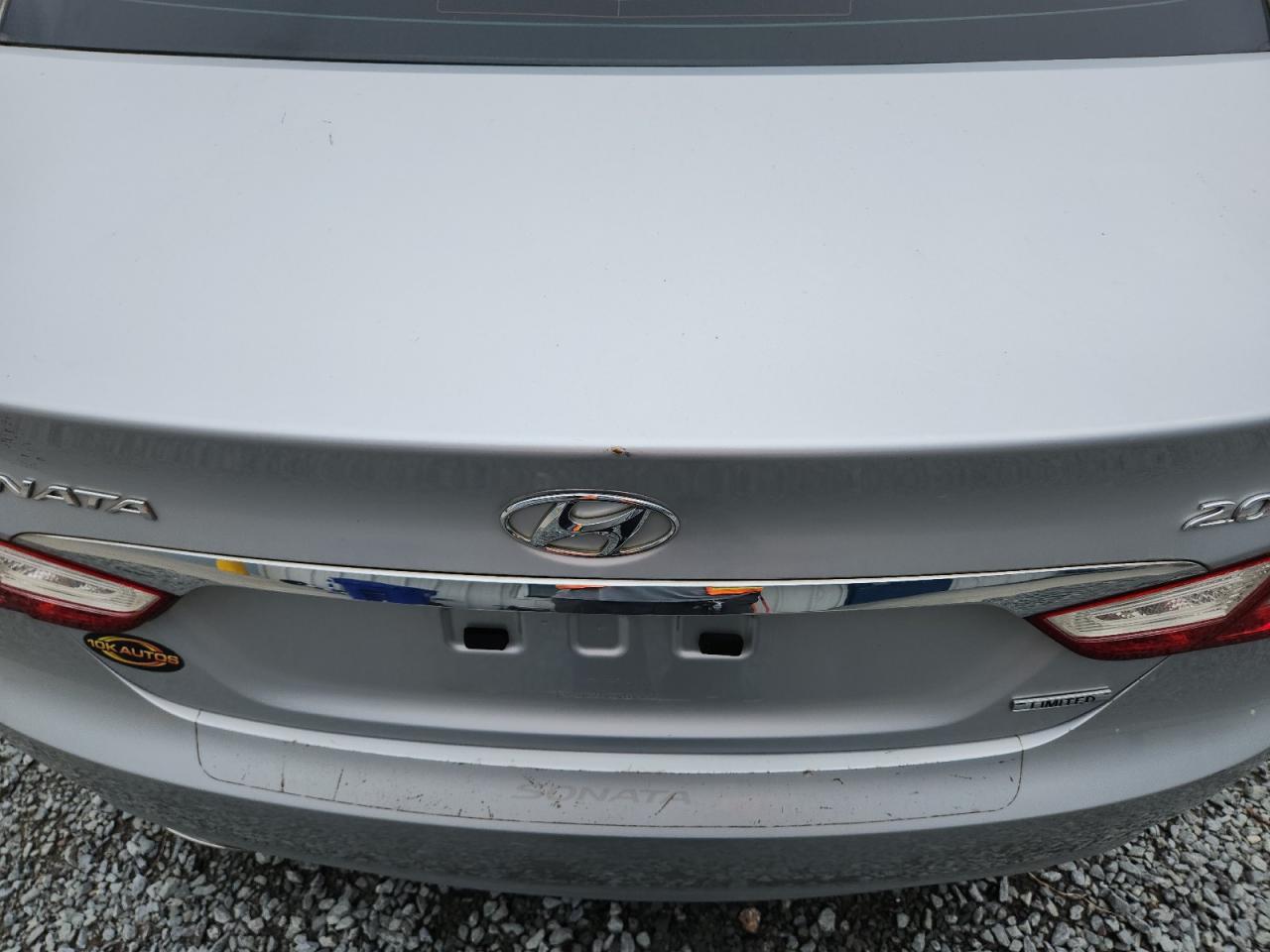 2013 Hyundai Sonata Limited 2.0t Silver vin: 5NPEC4AB7DH801747 Damage: Deck Lid, Heavy Scratch, 1/2 To 1 Inch
