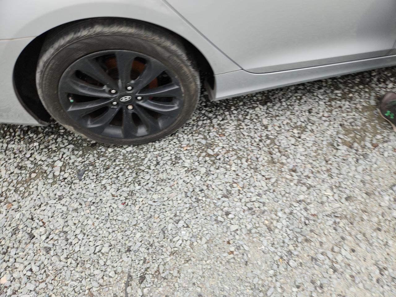 2013 Hyundai Sonata Limited 2.0t Silver vin: 5NPEC4AB7DH801747 Damage: Right Rear Wheel, Curb Rash, 6 To 7 Inches