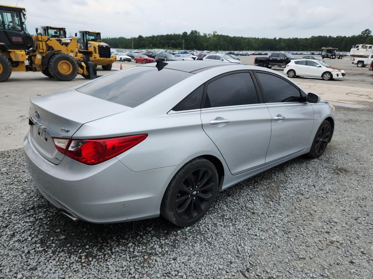 2013 Hyundai Sonata Limited 2.0t Silver vin: 5NPEC4AB7DH801747 Damage: Right Qtr Panel, Dent(S) W/ Paint Dmg, 7 To 8 Inches
