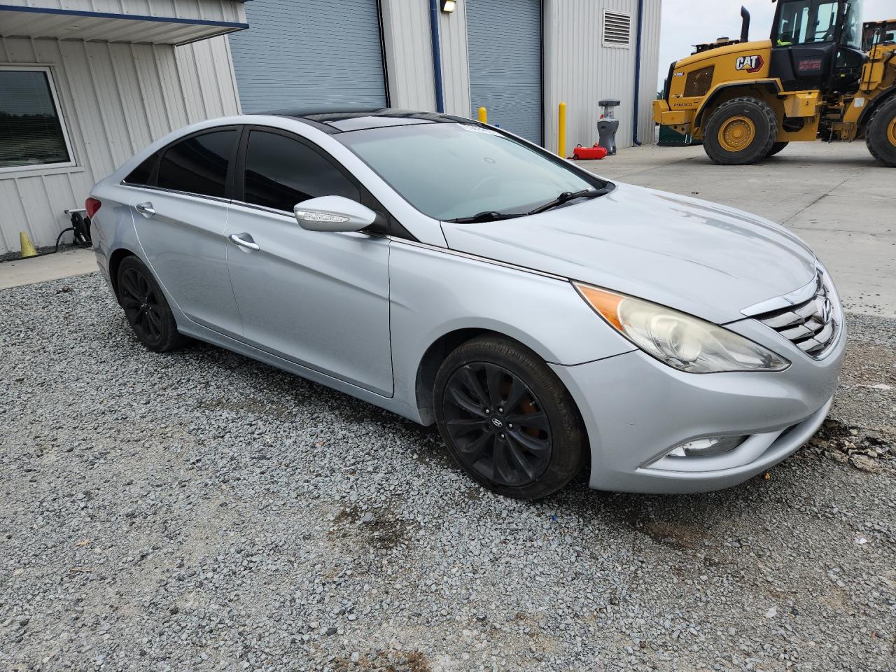 2013 Hyundai Sonata Limited 2.0t Silver vin: 5NPEC4AB7DH801747 Damage: Right Front Fender, Dent(S) W/ Paint Dmg, 2 To 3 Inches