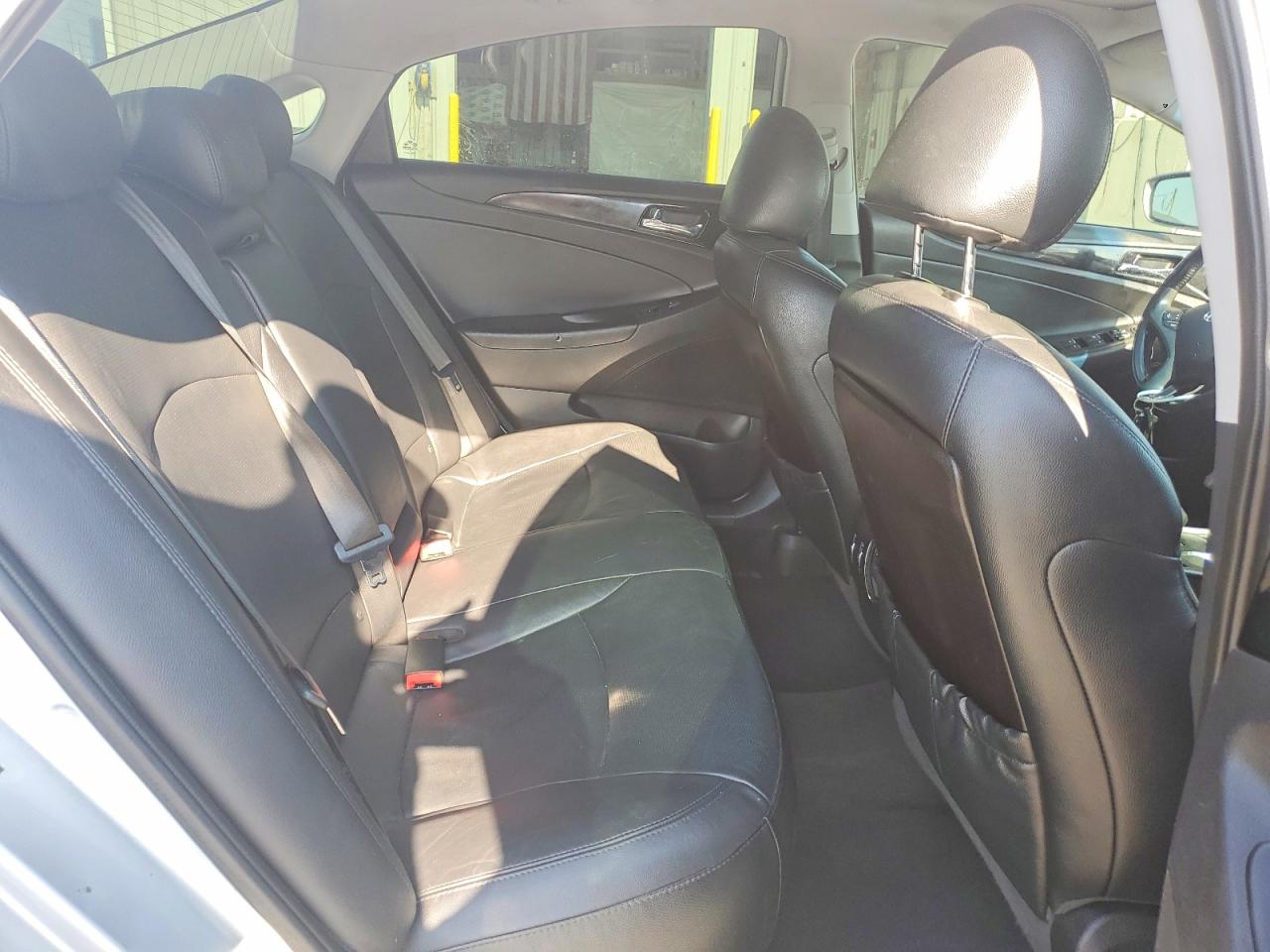 2013 Hyundai Sonata Limited 2.0t Серебряный vin: 5NPEC4AB7DH809234