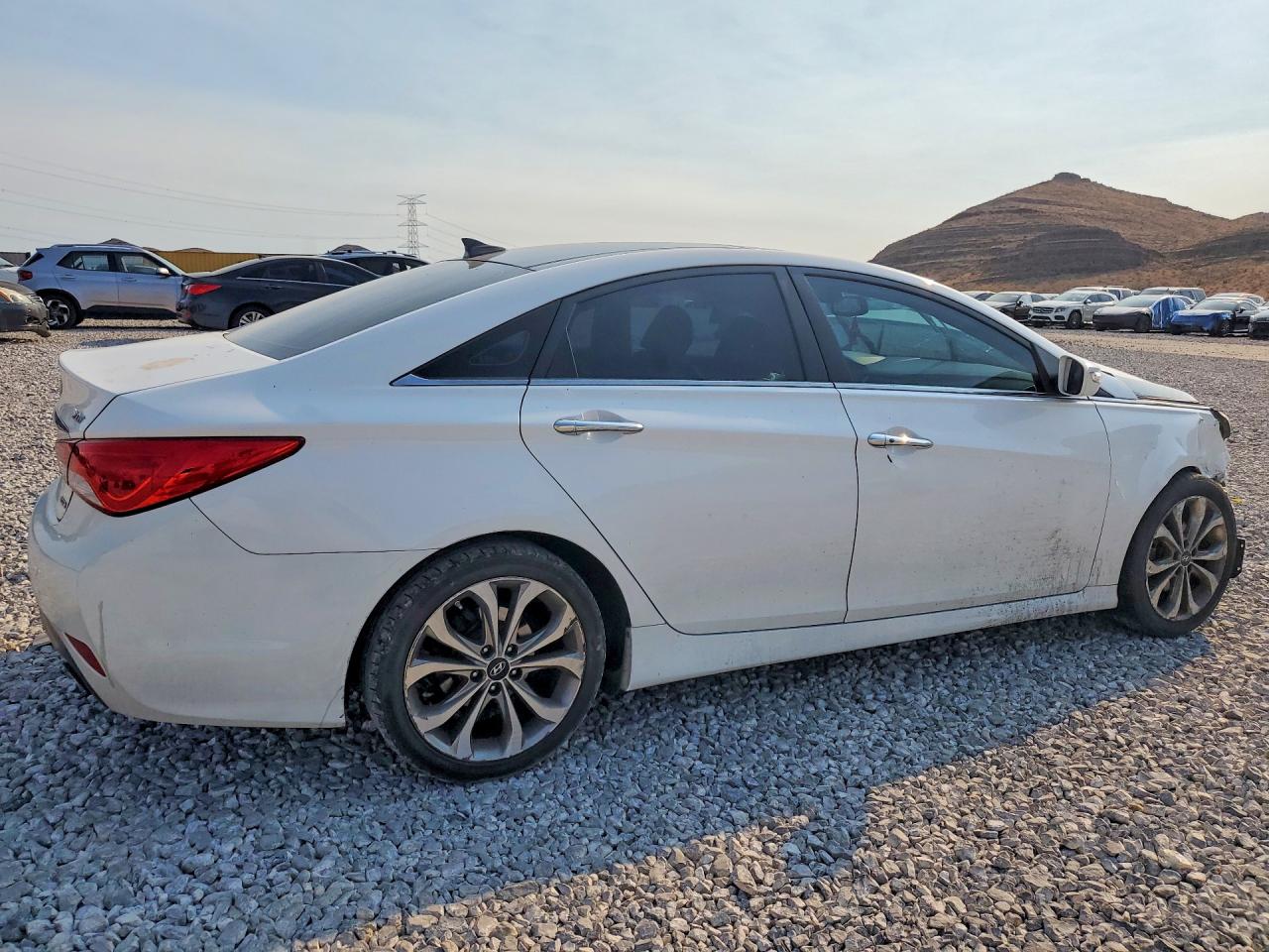 2014 Hyundai Sonata Limited 2.0t White vin: 5NPEC4AB7EH886722
