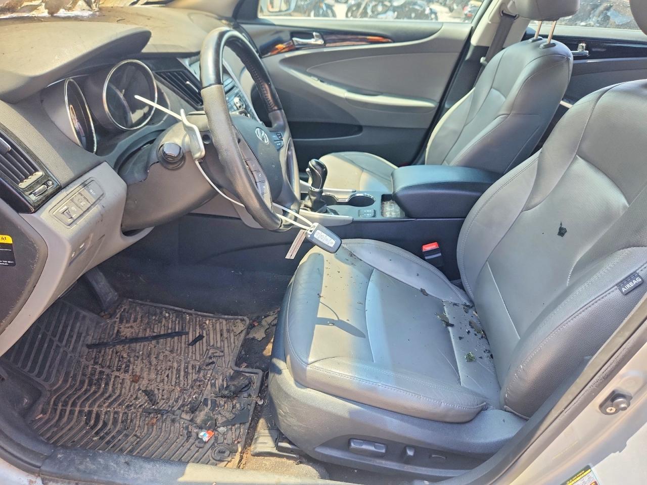 2011 Hyundai Sonata Limited 2.0t Серебряный vin: 5NPEC4AB8BH293821