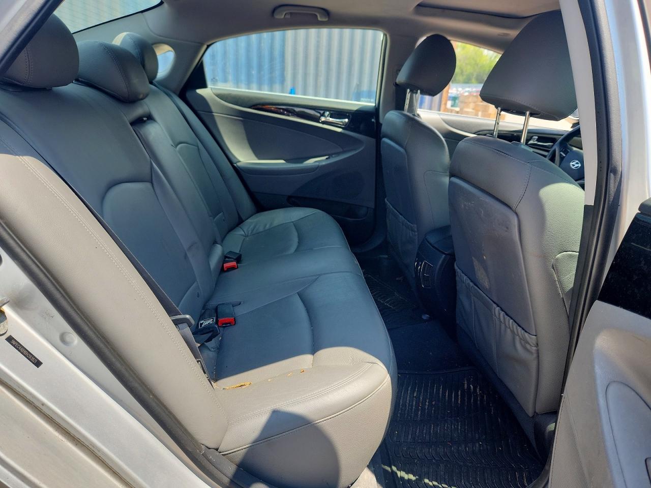 2011 Hyundai Sonata Limited 2.0t Серебряный vin: 5NPEC4AB8BH293821