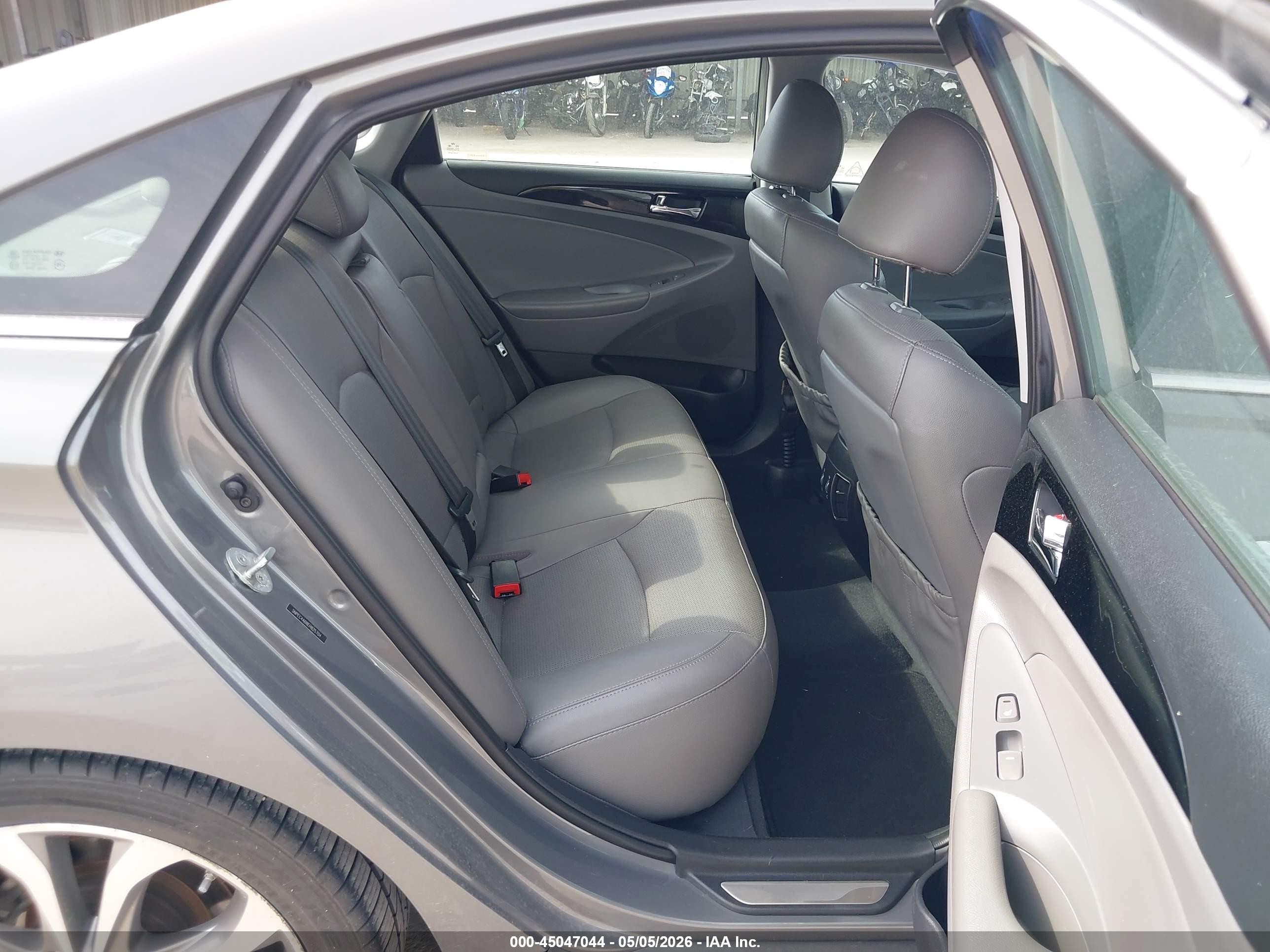 2014 Hyundai Sonata Limited 2.0t Gray vin: 5NPEC4AB8EH825704
