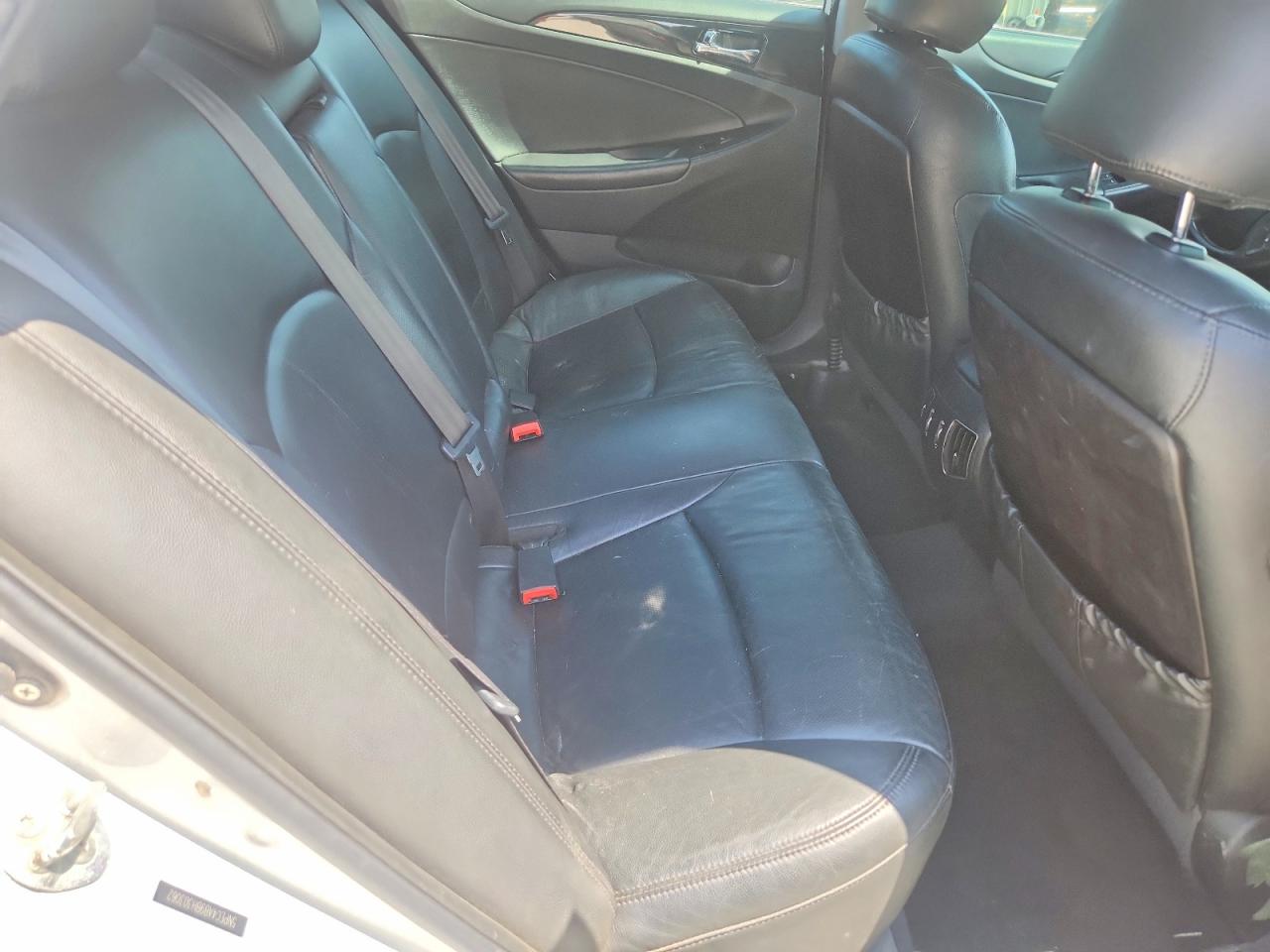 2011 Hyundai Sonata White vin: 5NPEC4AB9BH303062