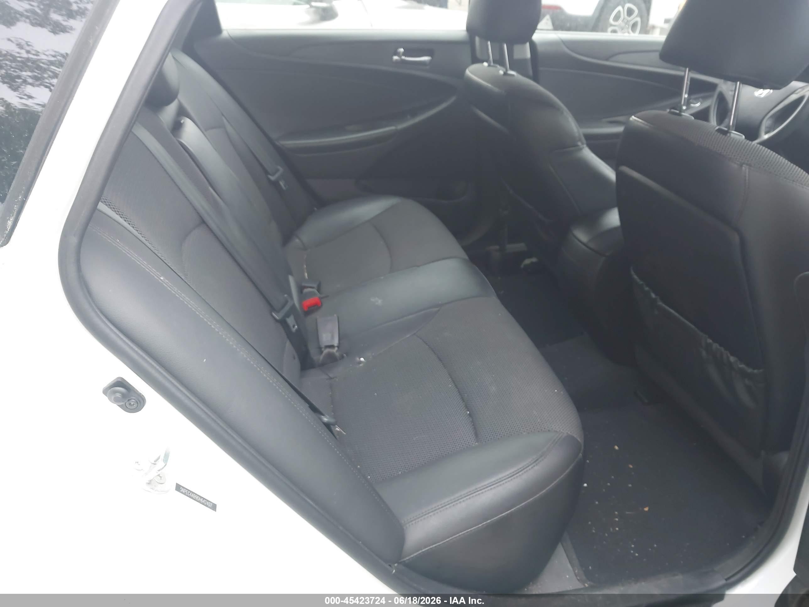 2013 Hyundai Sonata Se 2.0t White vin: 5NPEC4AB9DH642407