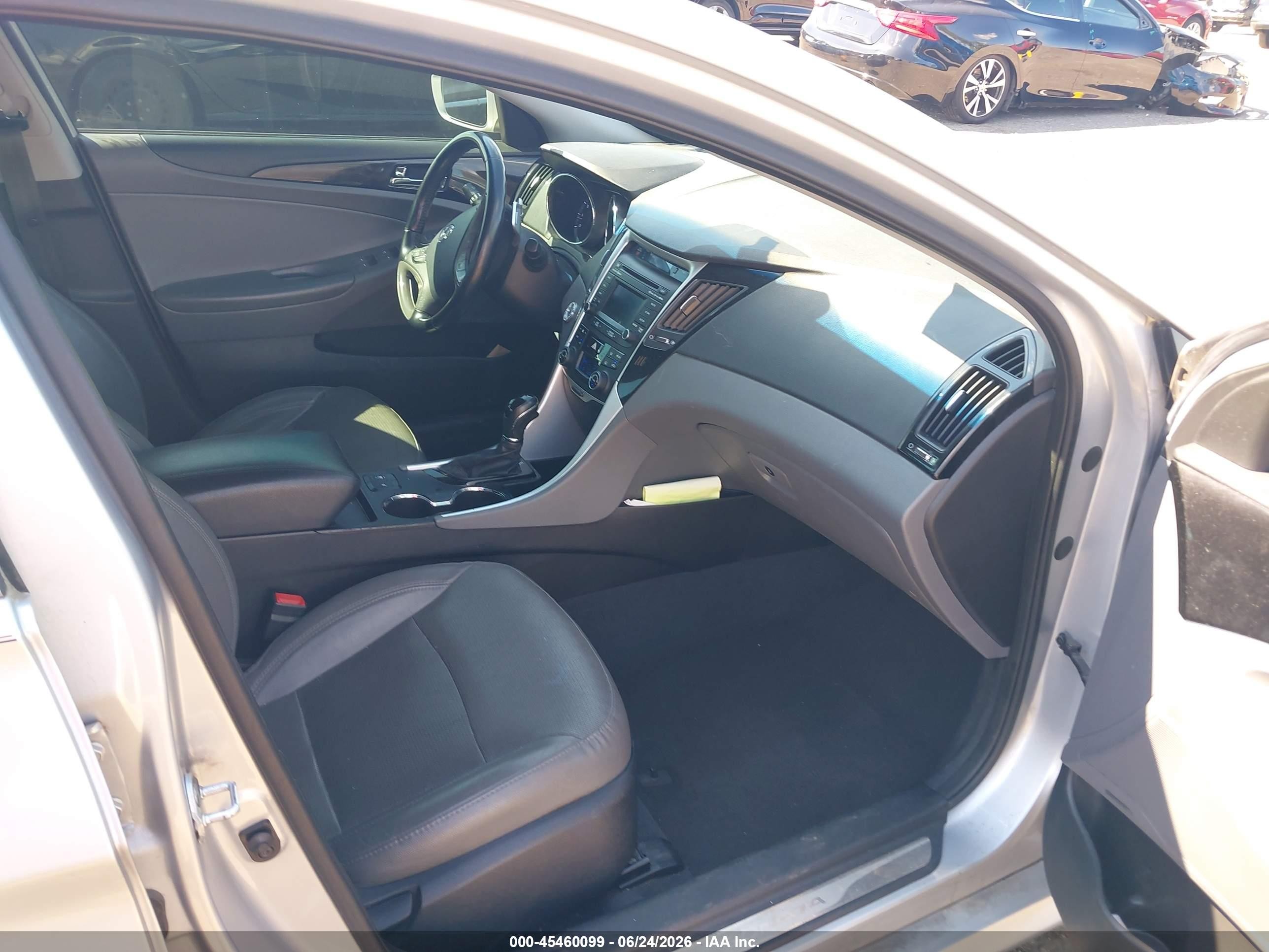 2014 Hyundai Sonata Limited 2.0t Silver vin: 5NPEC4AB9EH844584
