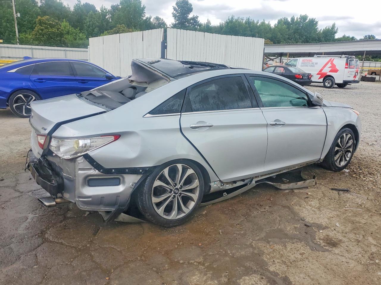 2013 Hyundai Sonata Limited 2.0t Серебряный vin: 5NPEC4ABXDH584730