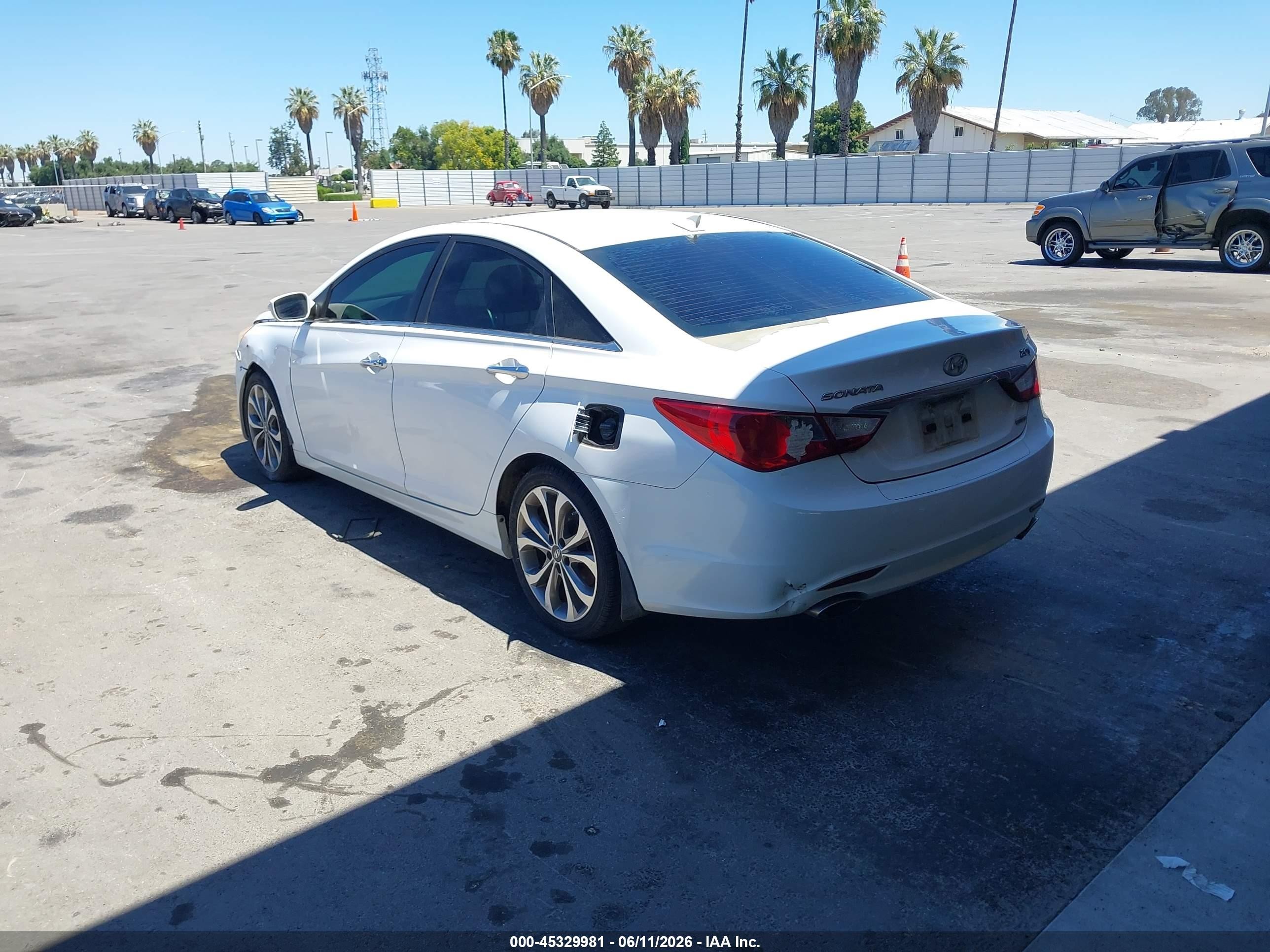 2013 Hyundai Sonata Limited 2.0t White vin: 5NPEC4ABXDH623039