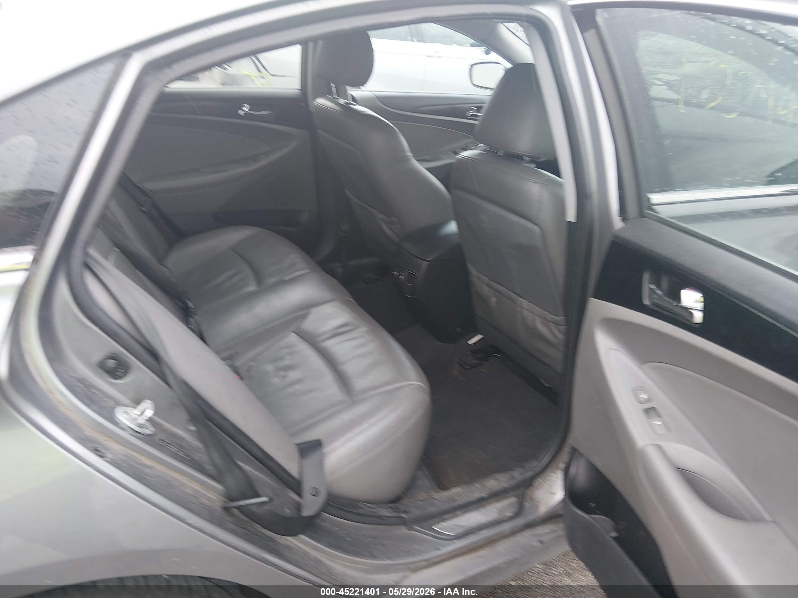 2013 Hyundai Sonata Limited 2.0t Серый vin: 5NPEC4ABXDH647504