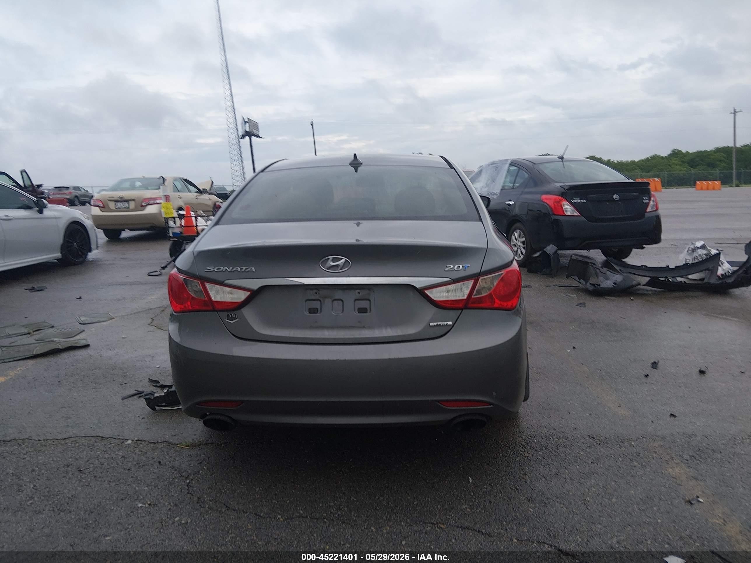 2013 Hyundai Sonata Limited 2.0t Серый vin: 5NPEC4ABXDH647504