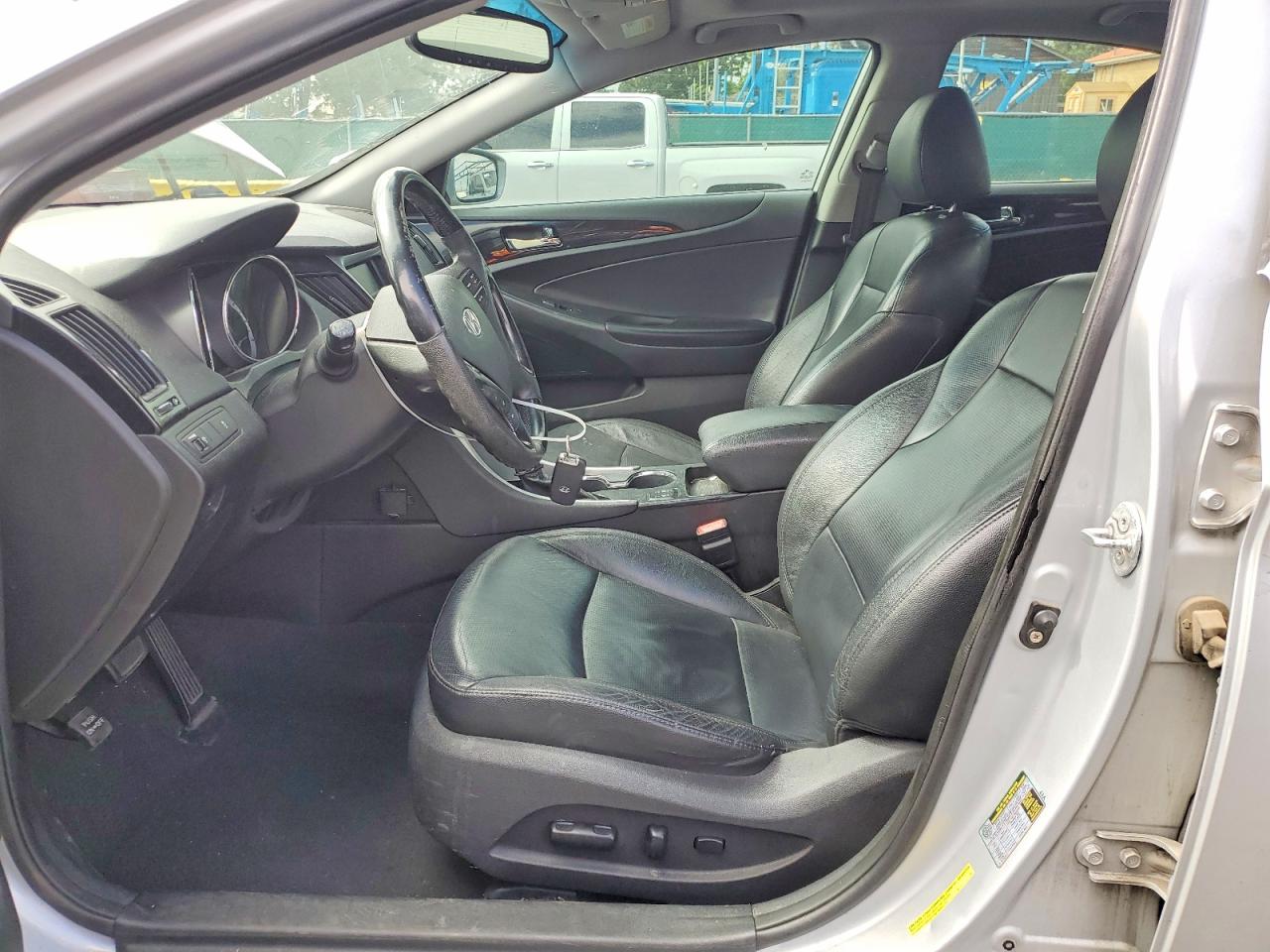 2011 Hyundai Sonata Limited Silver vin: 5NPEC4AC0BH004259