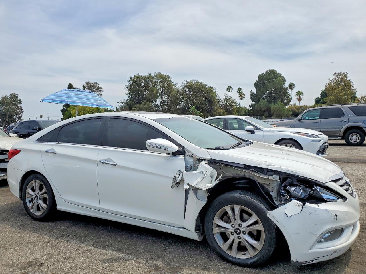 2011 Hyundai Sonata Limited White vin: 5NPEC4AC0BH013513
