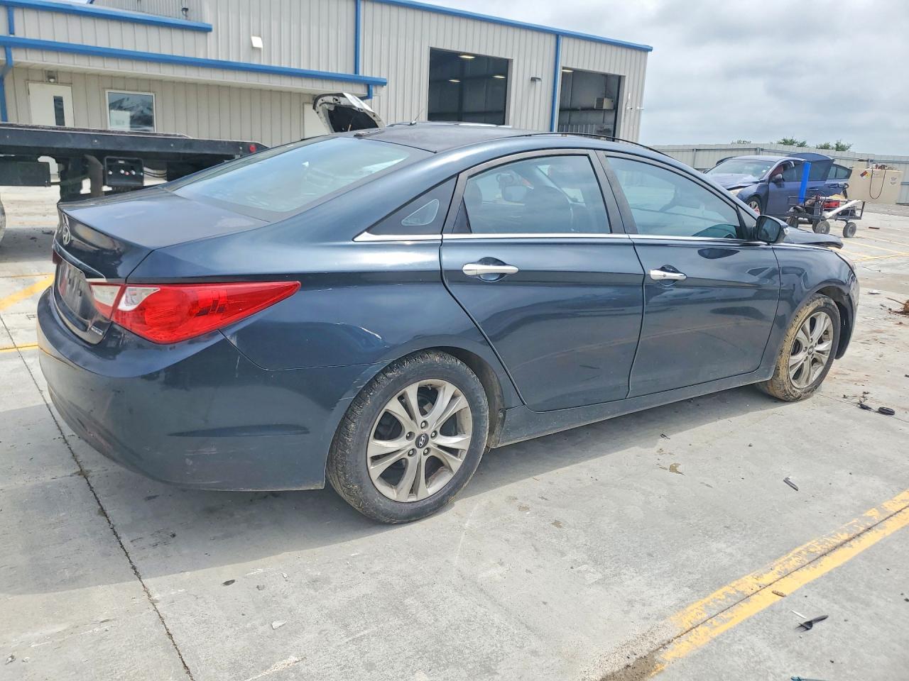 2011 Hyundai Sonata Limited Black vin: 5NPEC4AC0BH013592
