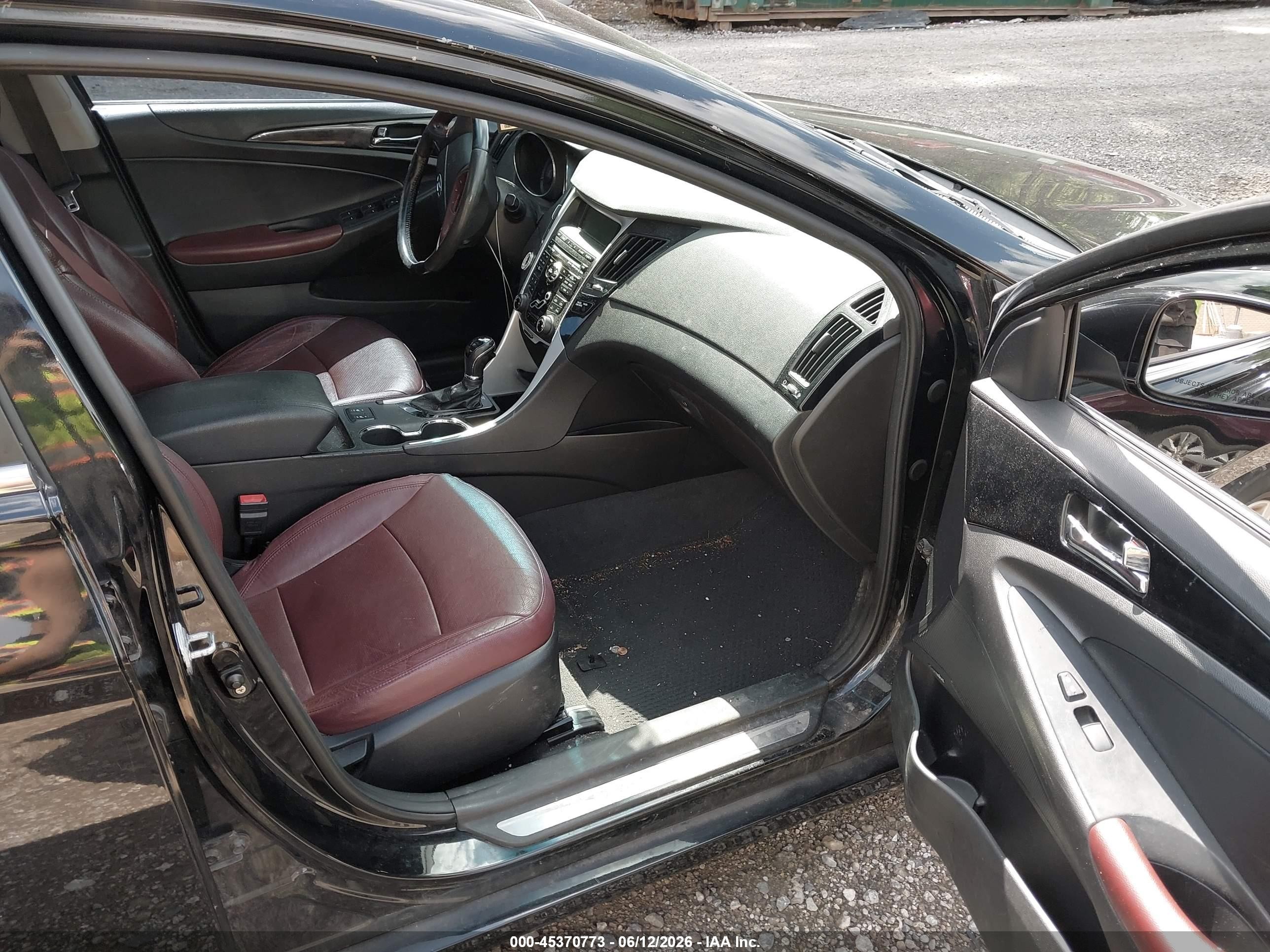 2011 Hyundai Sonata Limited Black vin: 5NPEC4AC0BH033454