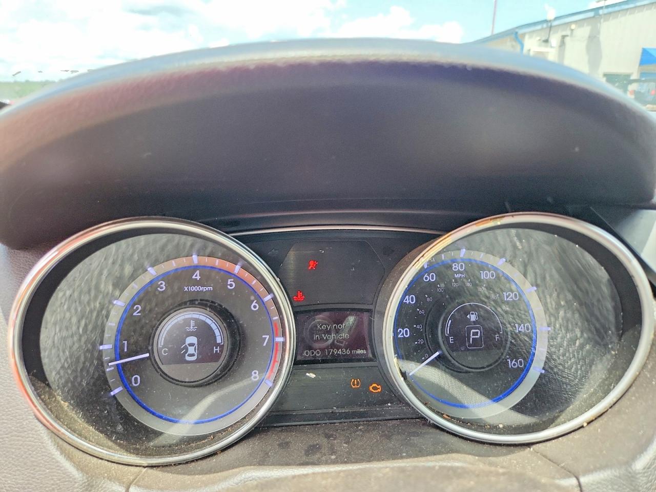 2011 Hyundai Sonata Limited White vin: 5NPEC4AC0BH040825