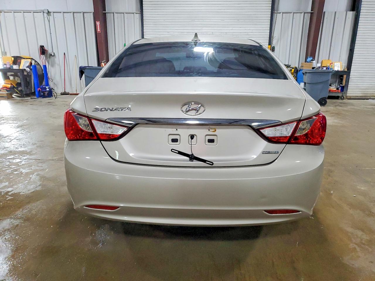 2011 Hyundai Sonata Limited Cream vin: 5NPEC4AC0BH123509