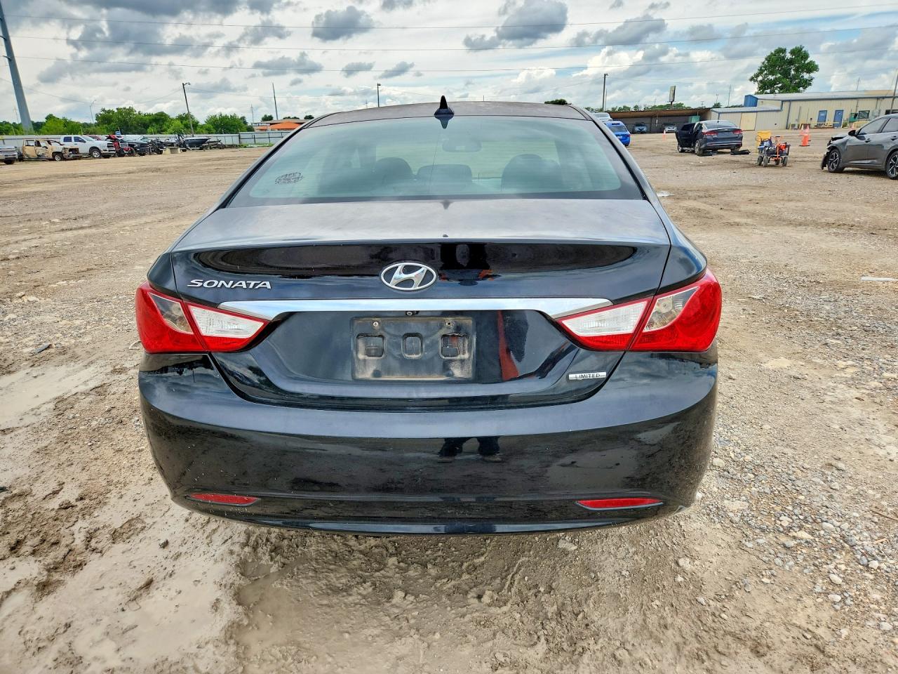 2011 Hyundai Sonata Limited Black vin: 5NPEC4AC0BH132243