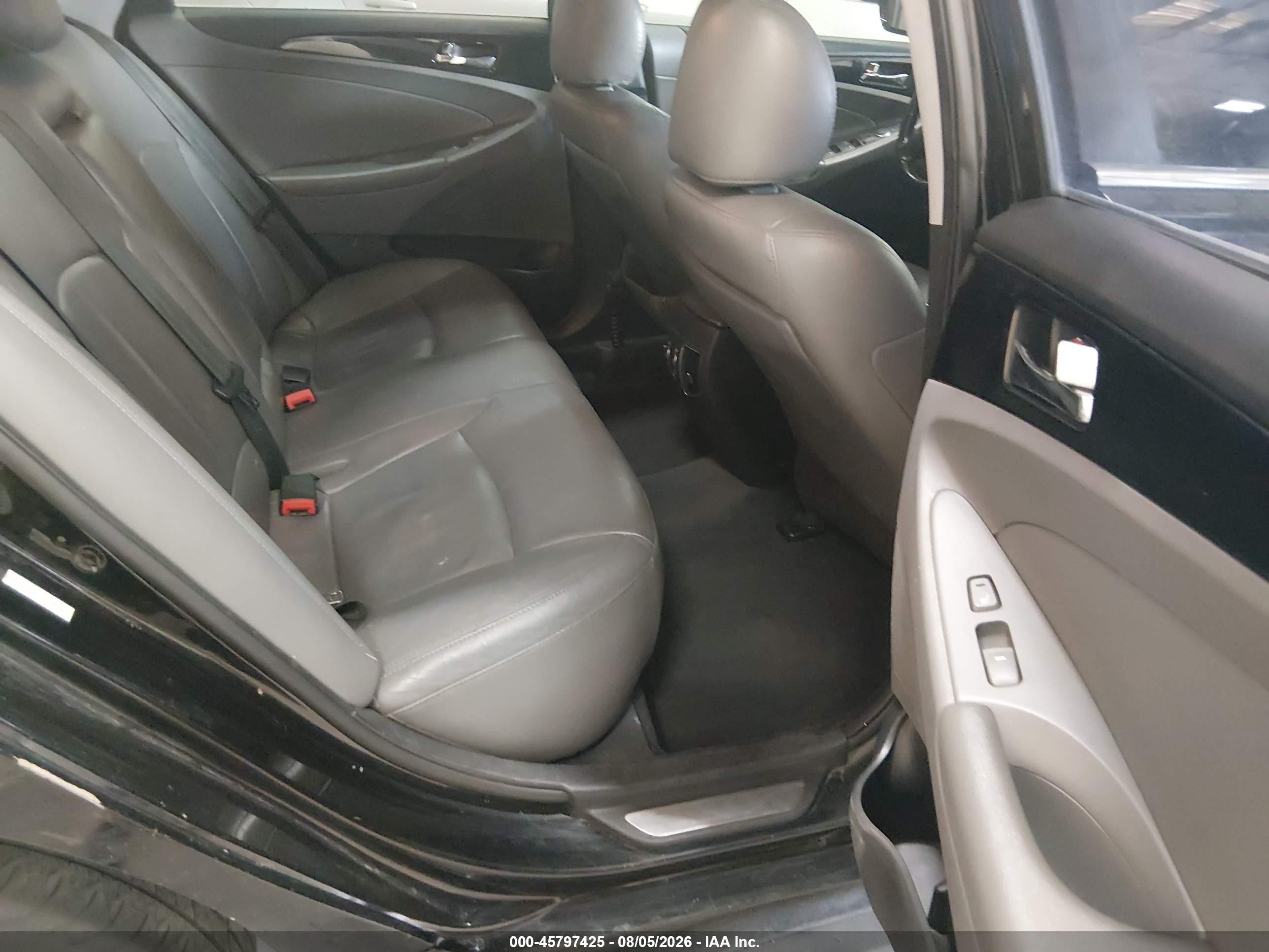2011 Hyundai Sonata Limited Black vin: 5NPEC4AC0BH133540