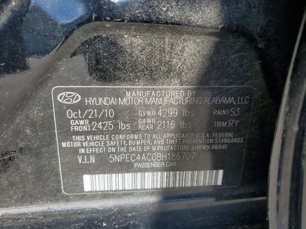 2011 Hyun Sonata Black vin: 5NPEC4AC0BH186707