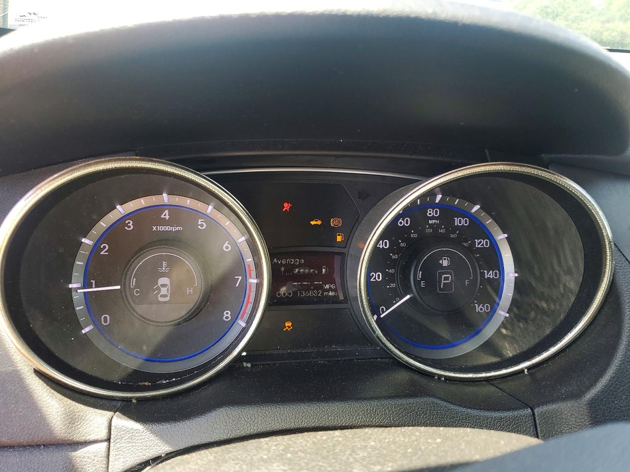 2011 Hyun Sonata Black vin: 5NPEC4AC0BH186707