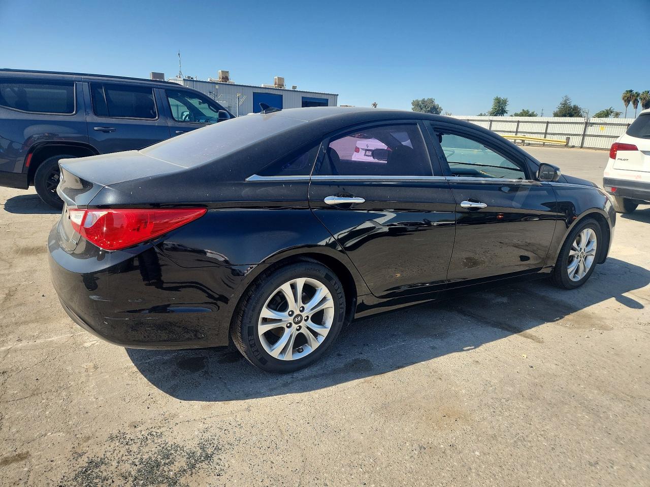 2011 Hyundai Sonata Limited Черный vin: 5NPEC4AC0BH238708