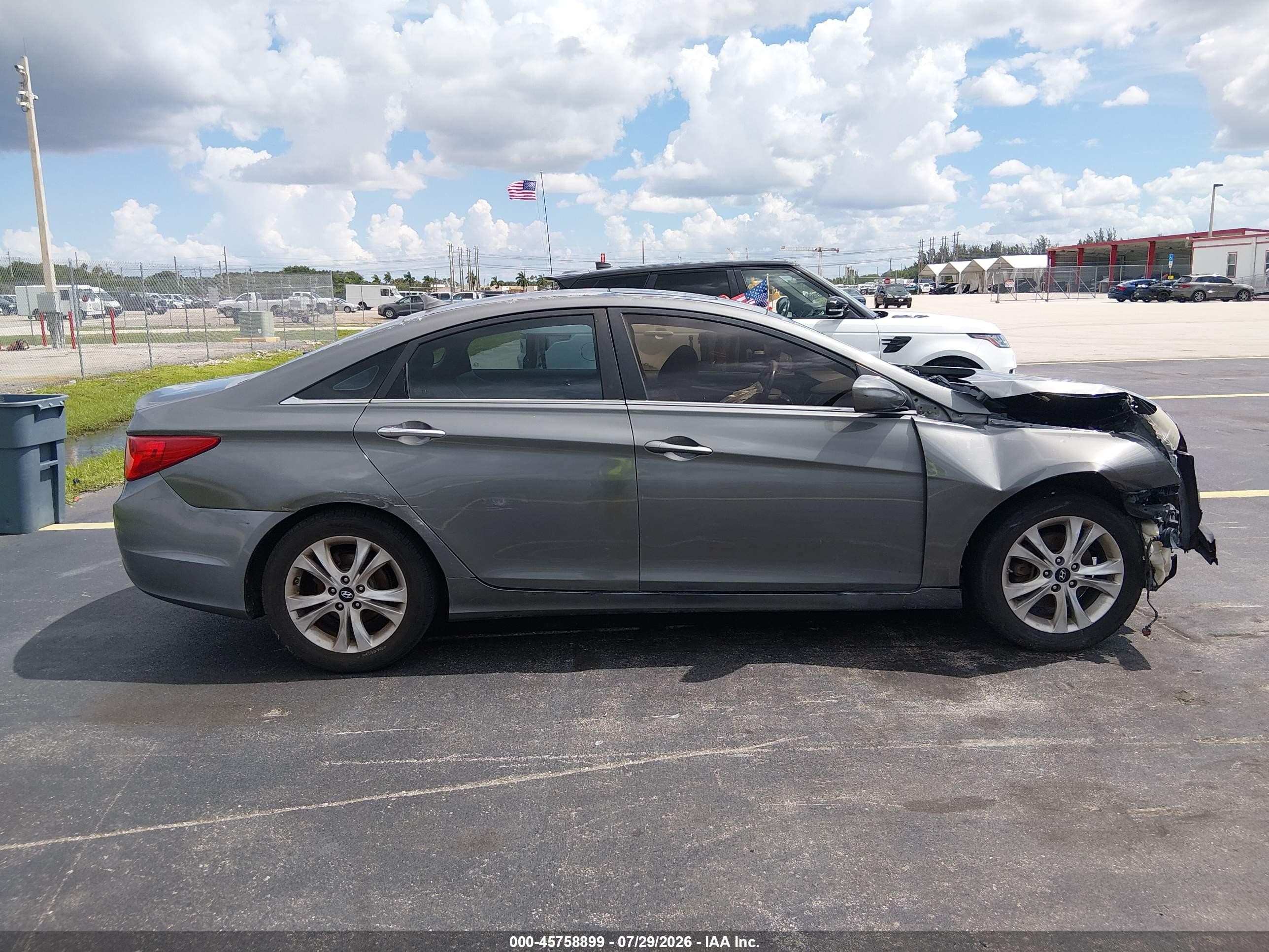 2011 Hyundai Sonata Limited Gray vin: 5NPEC4AC0BH268940