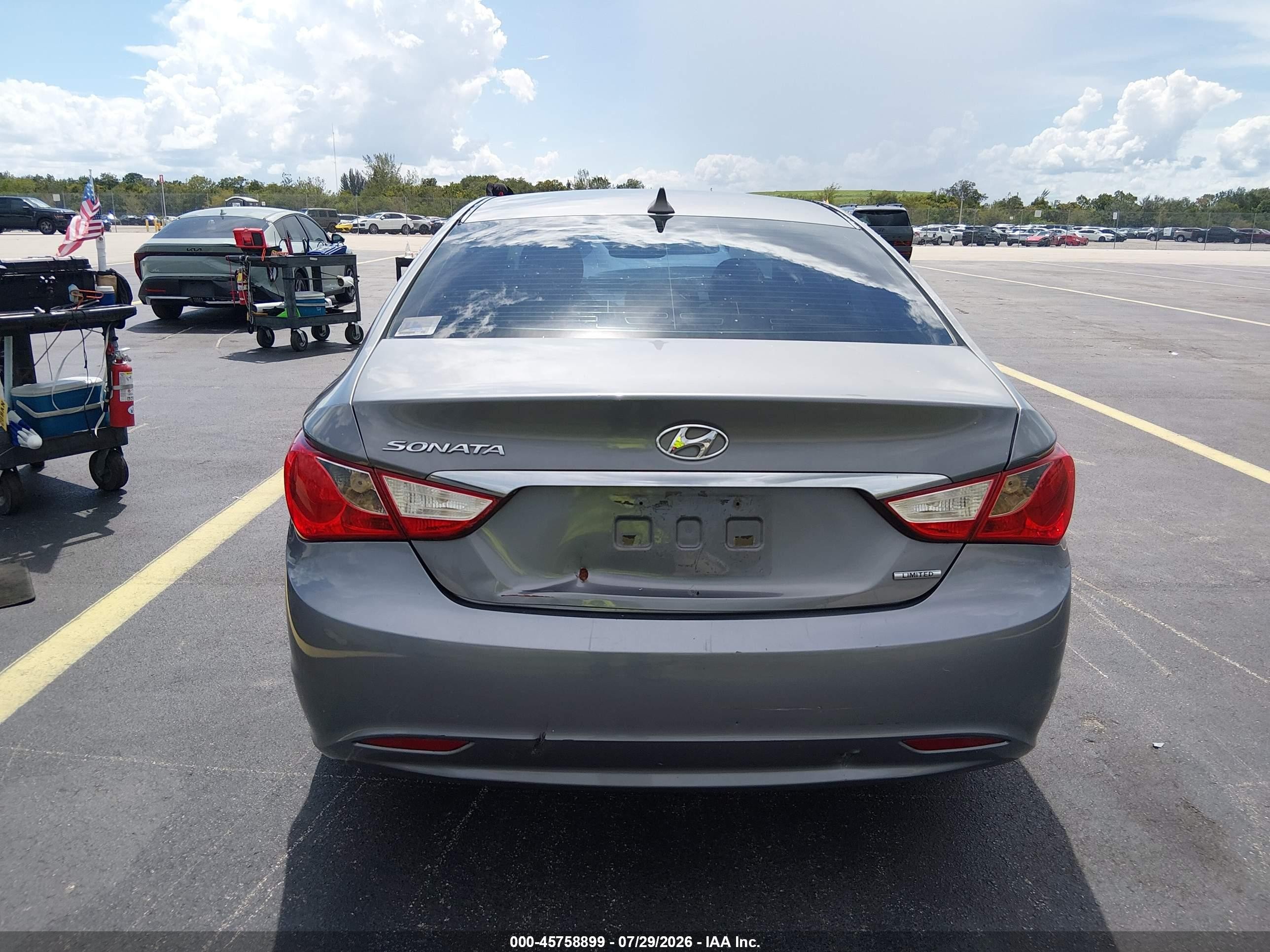 2011 Hyundai Sonata Limited Gray vin: 5NPEC4AC0BH268940