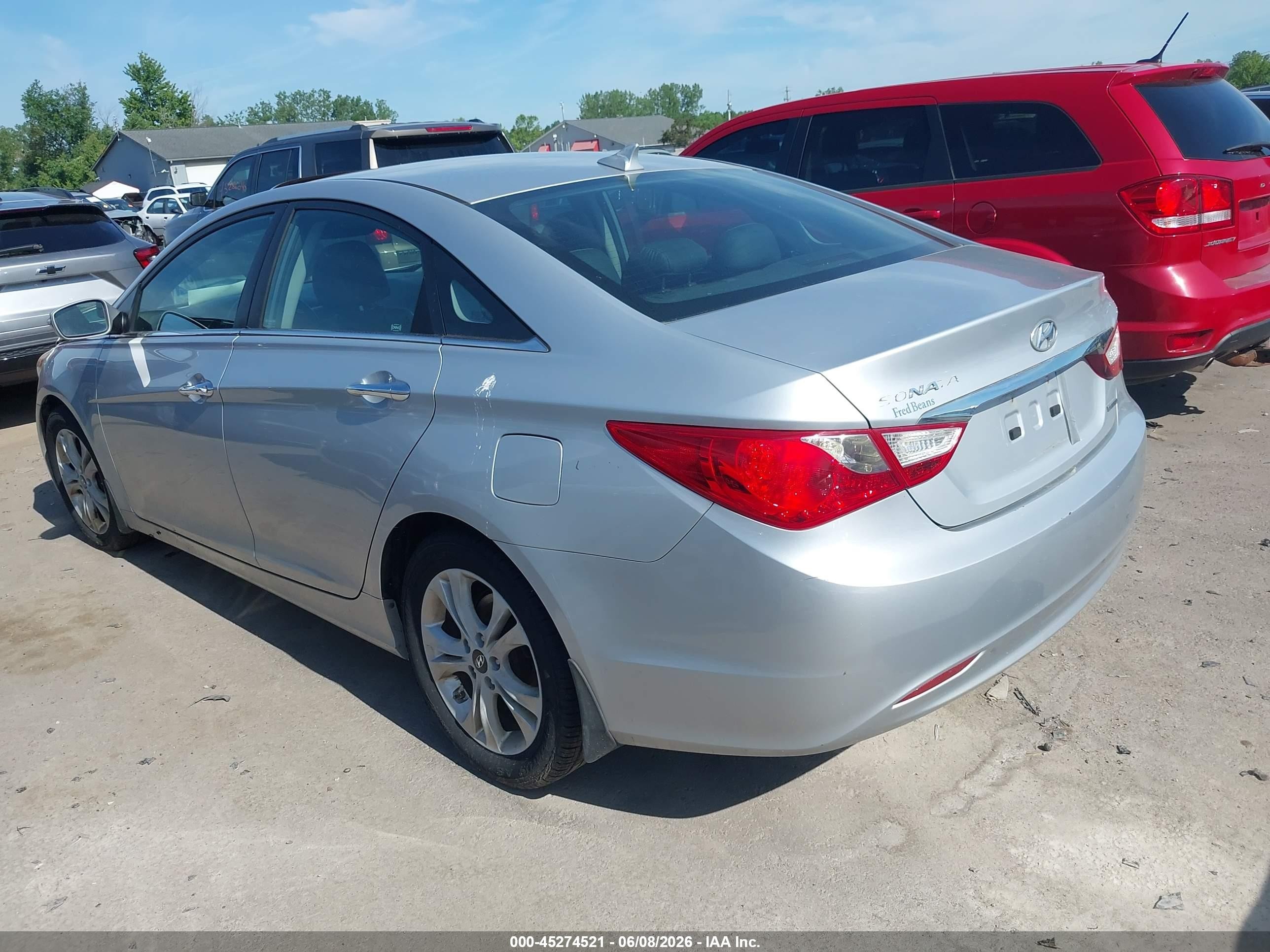 2011 Hyundai Sonata Limited Silver vin: 5NPEC4AC0BH290713