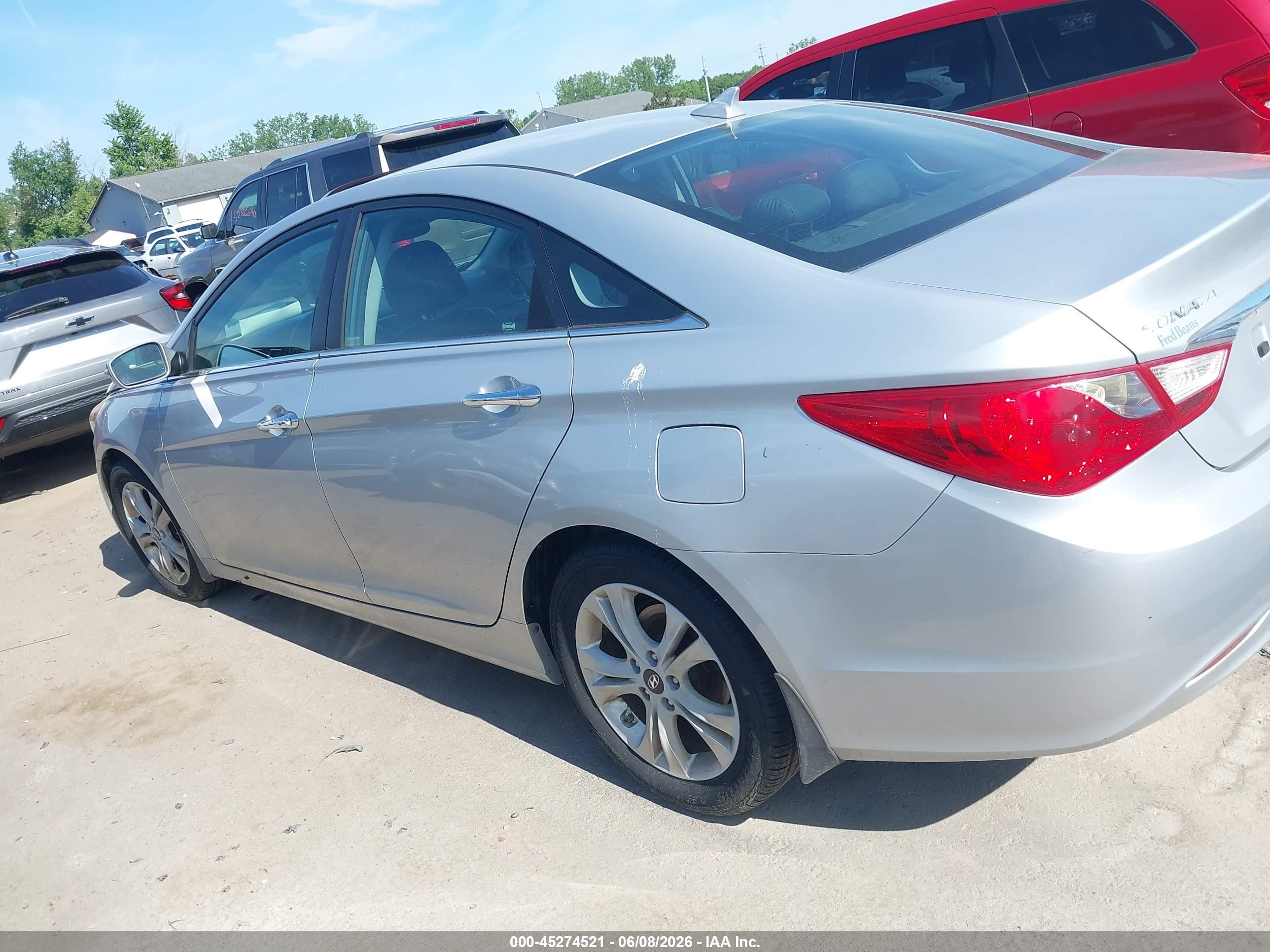 2011 Hyundai Sonata Limited Silver vin: 5NPEC4AC0BH290713