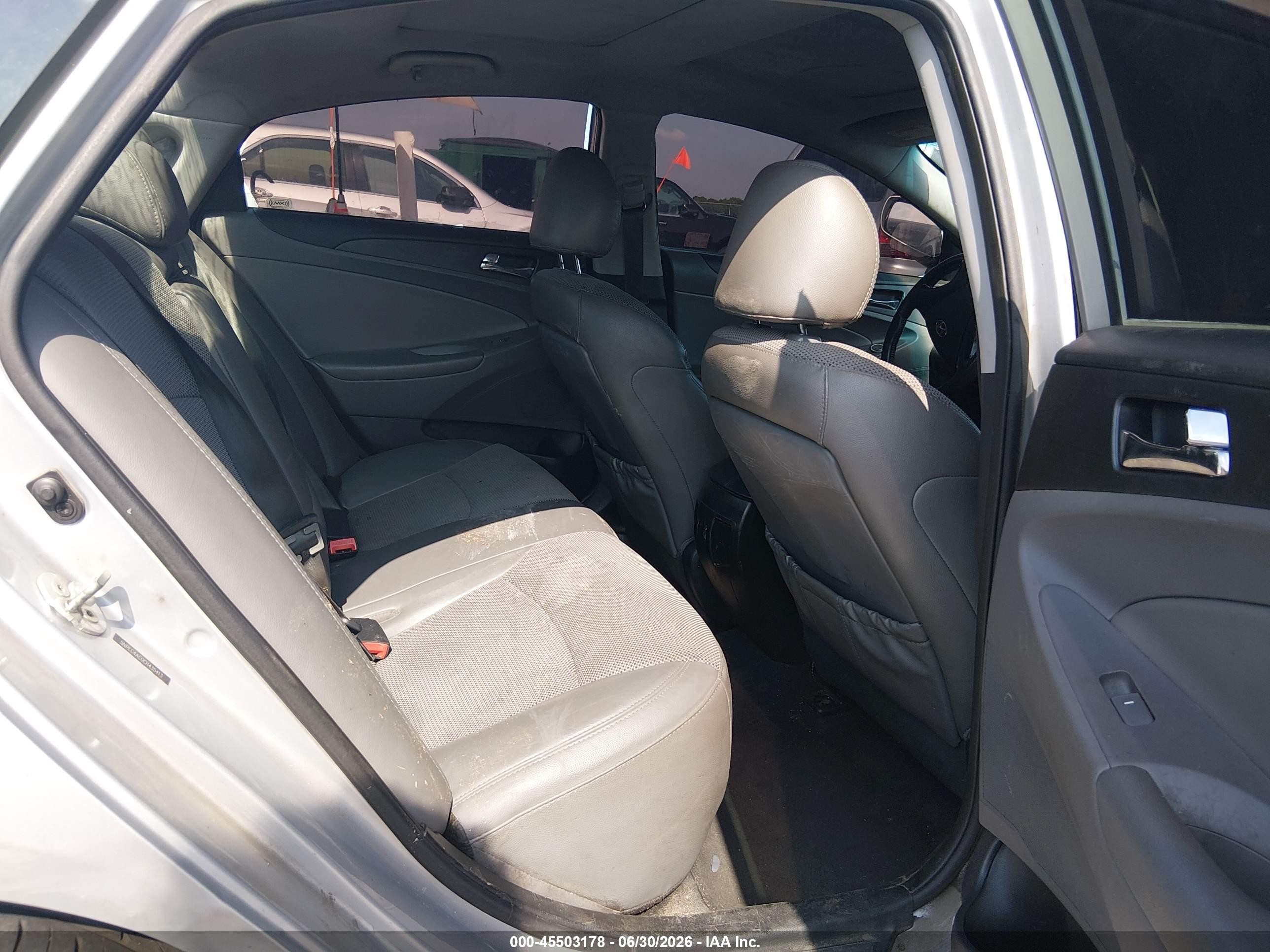 2012 Hyundai Sonata Limited Silver vin: 5NPEC4AC0CH435413