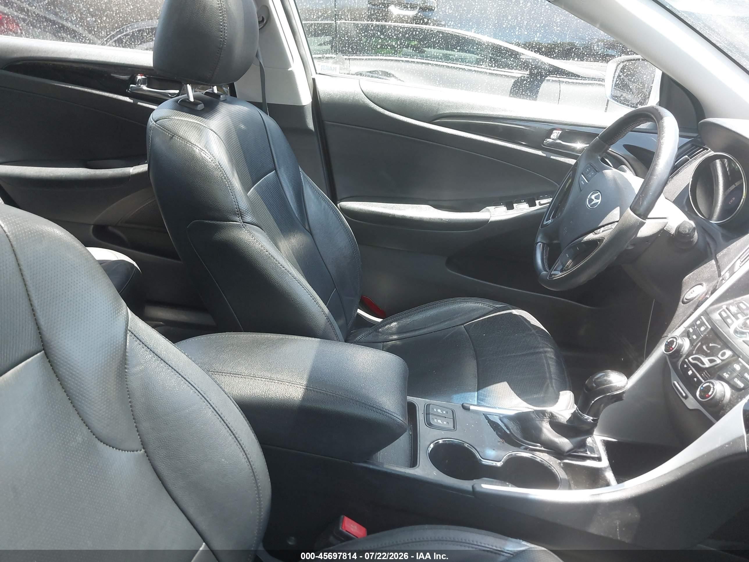 2013 Hyundai Sonata Limited Silver vin: 5NPEC4AC0DH632874