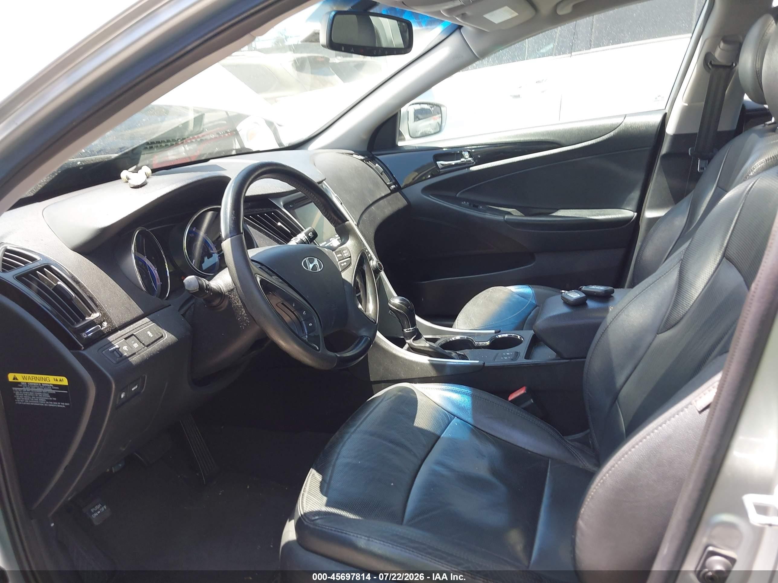 2013 Hyundai Sonata Limited Silver vin: 5NPEC4AC0DH632874