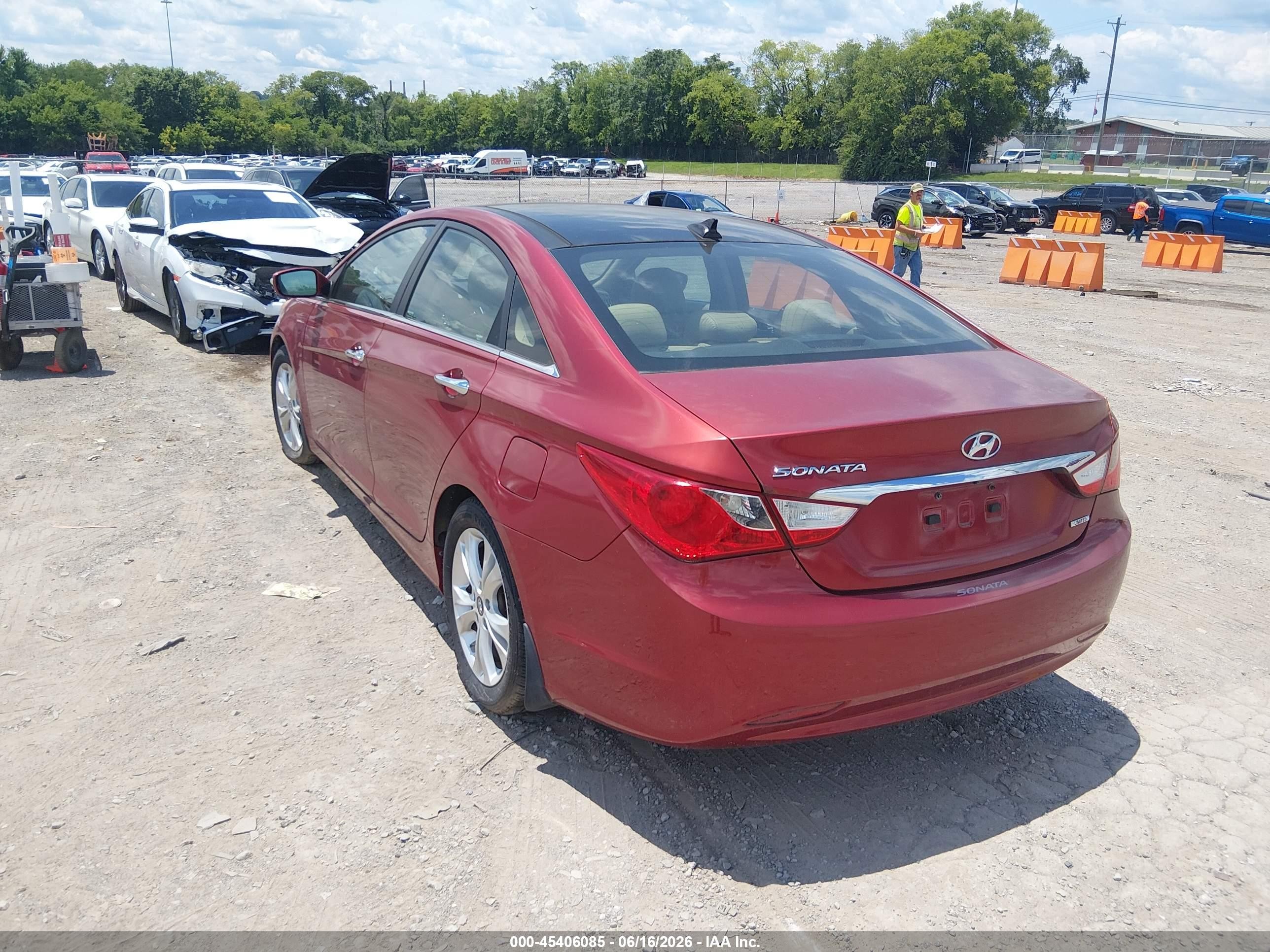 2013 Hyundai Sonata Limited White vin: 5NPEC4AC0DH683081