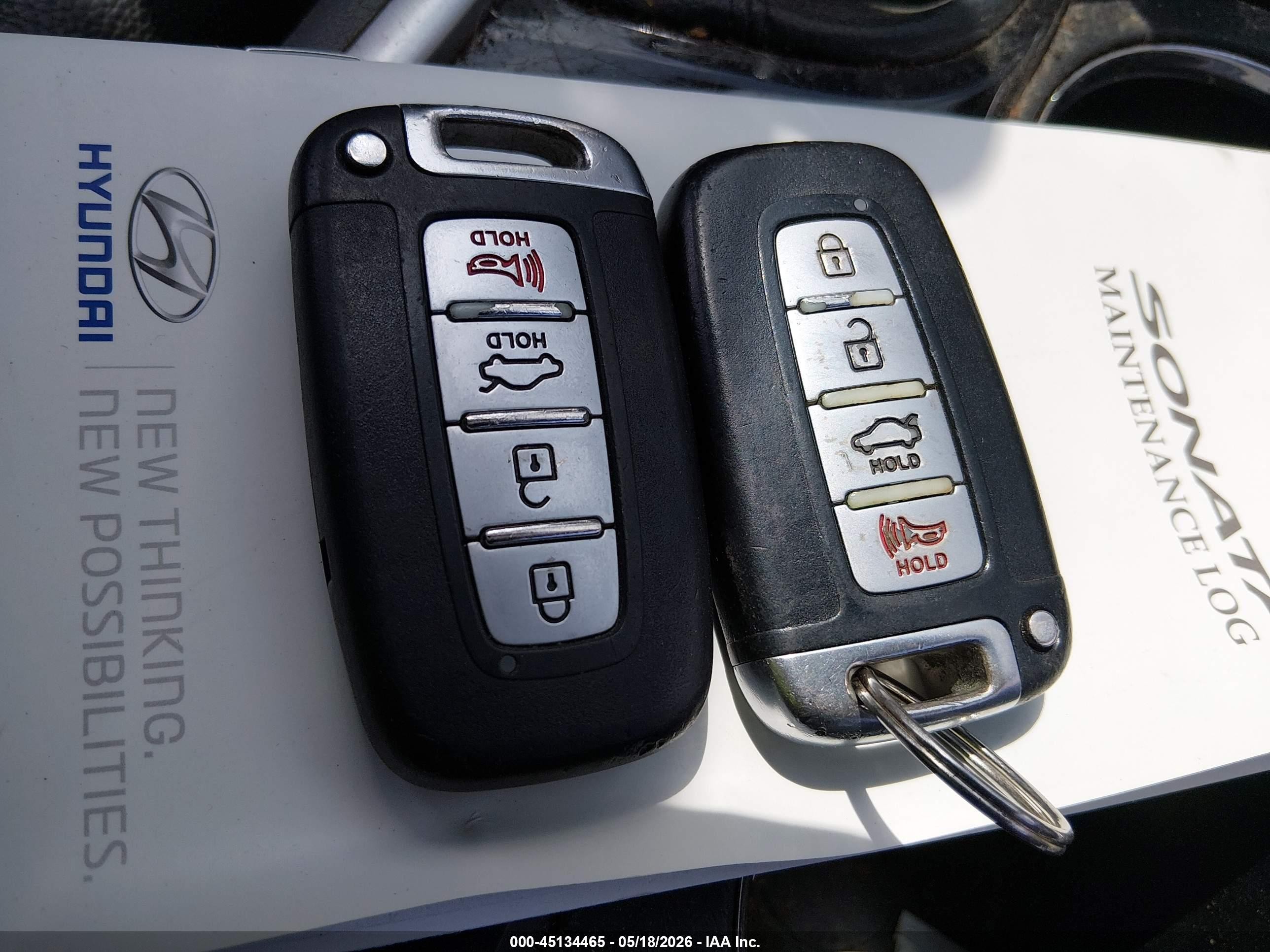 2014 Hyundai Sonata Limited Silver vin: 5NPEC4AC0EH869124