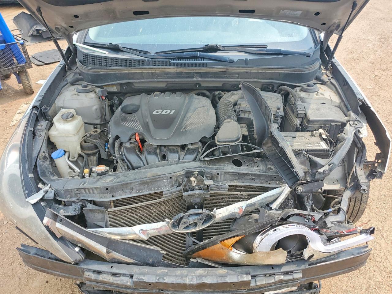 2011 Hyundai Sonata Limited Silver vin: 5NPEC4AC1BH091024