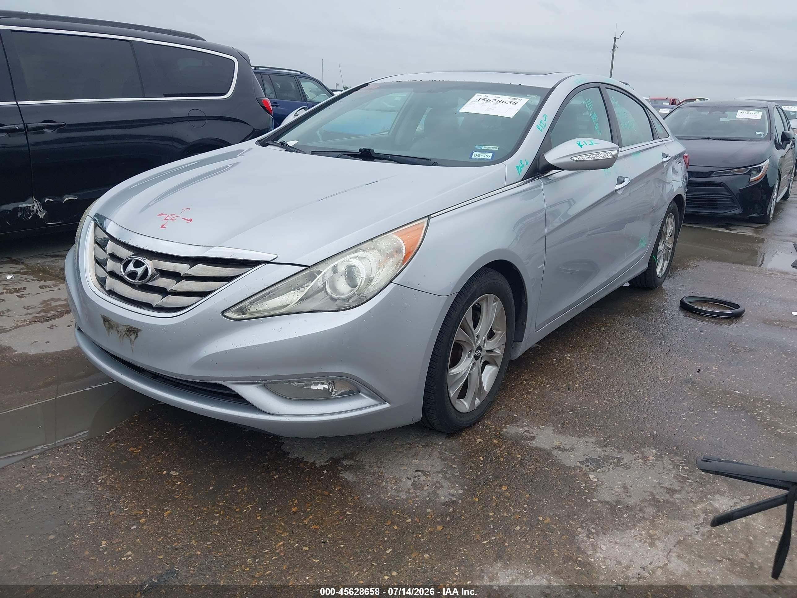 2011 Hyundai Sonata Limited Silver vin: 5NPEC4AC1BH099592