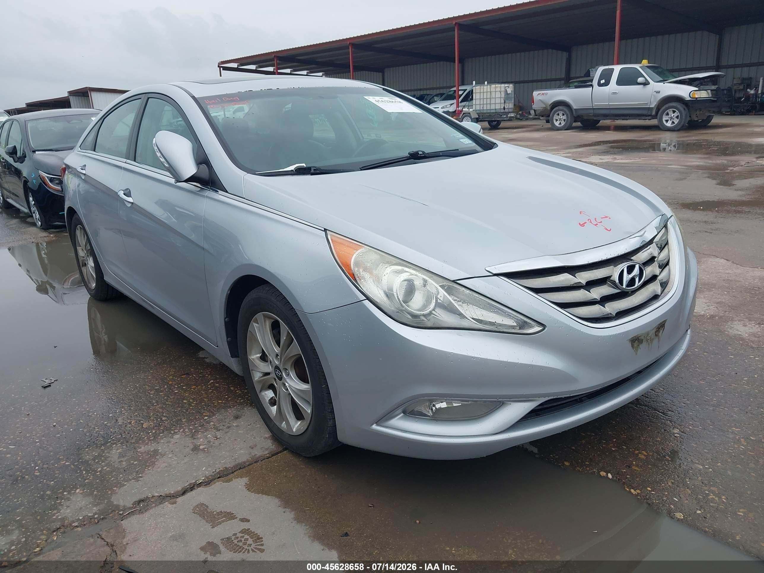2011 Hyundai Sonata Limited Silver vin: 5NPEC4AC1BH099592