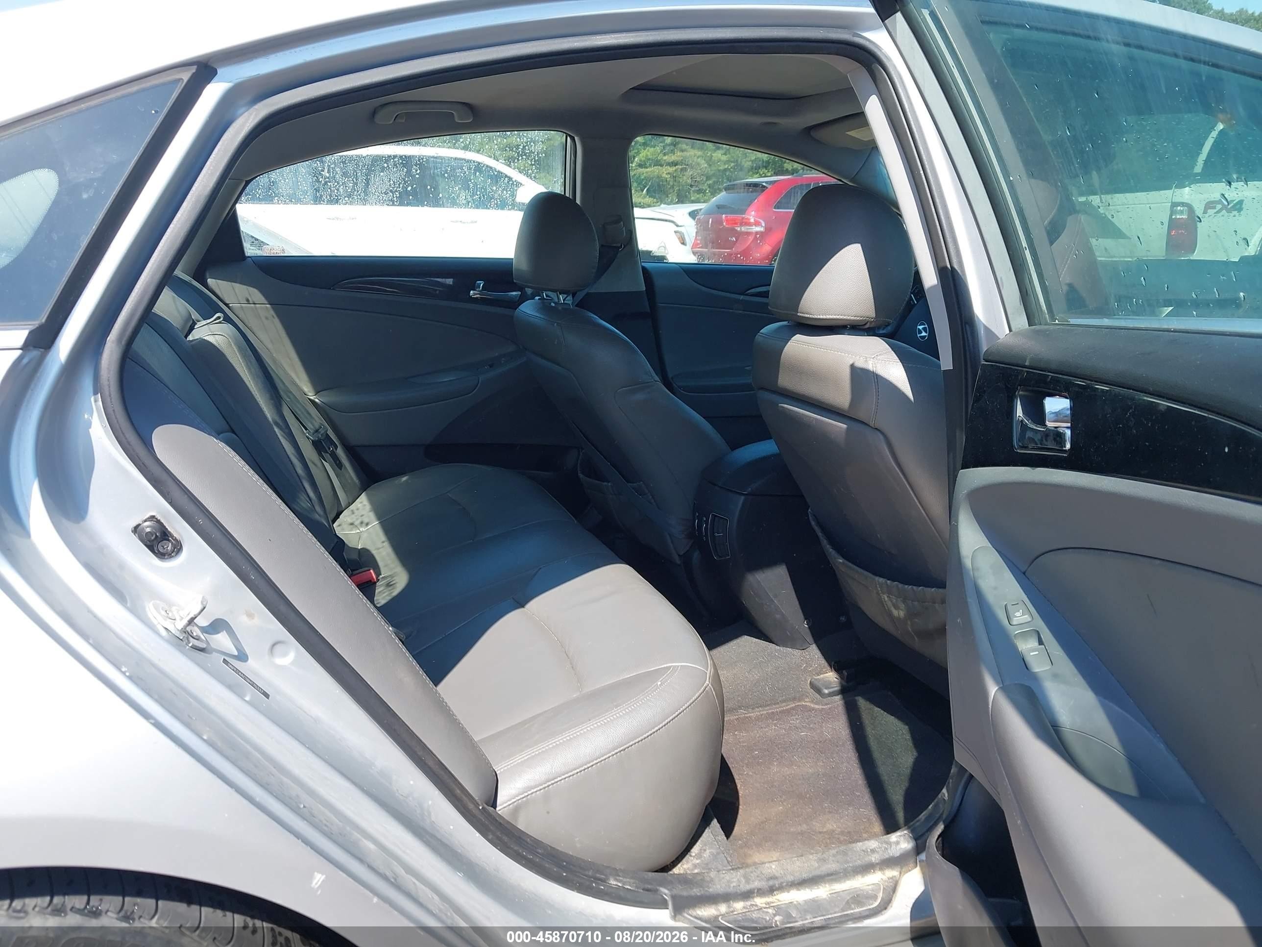 2011 Hyundai Sonata Limited Серебряный vin: 5NPEC4AC1BH170337