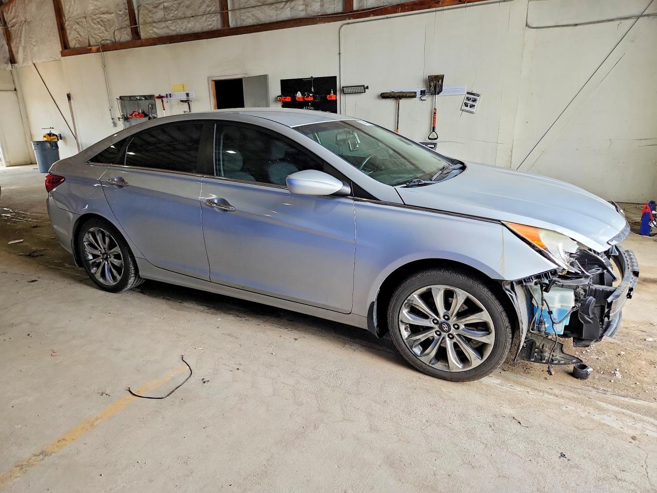 2011 Hyundai Sonata Серебряный vin: 5NPEC4AC1BH263021