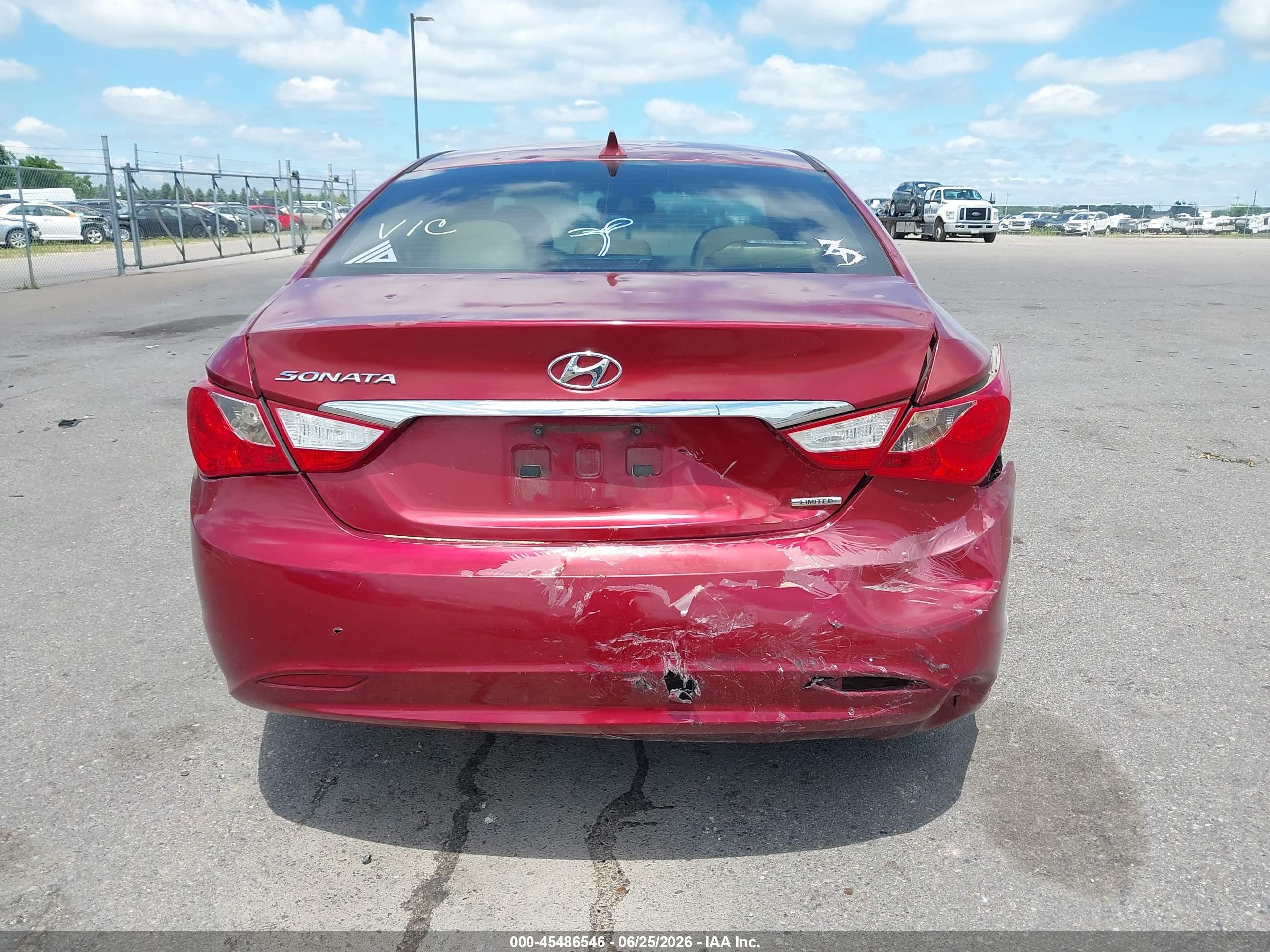 2011 Hyundai Sonata Limited Red vin: 5NPEC4AC1BH307924