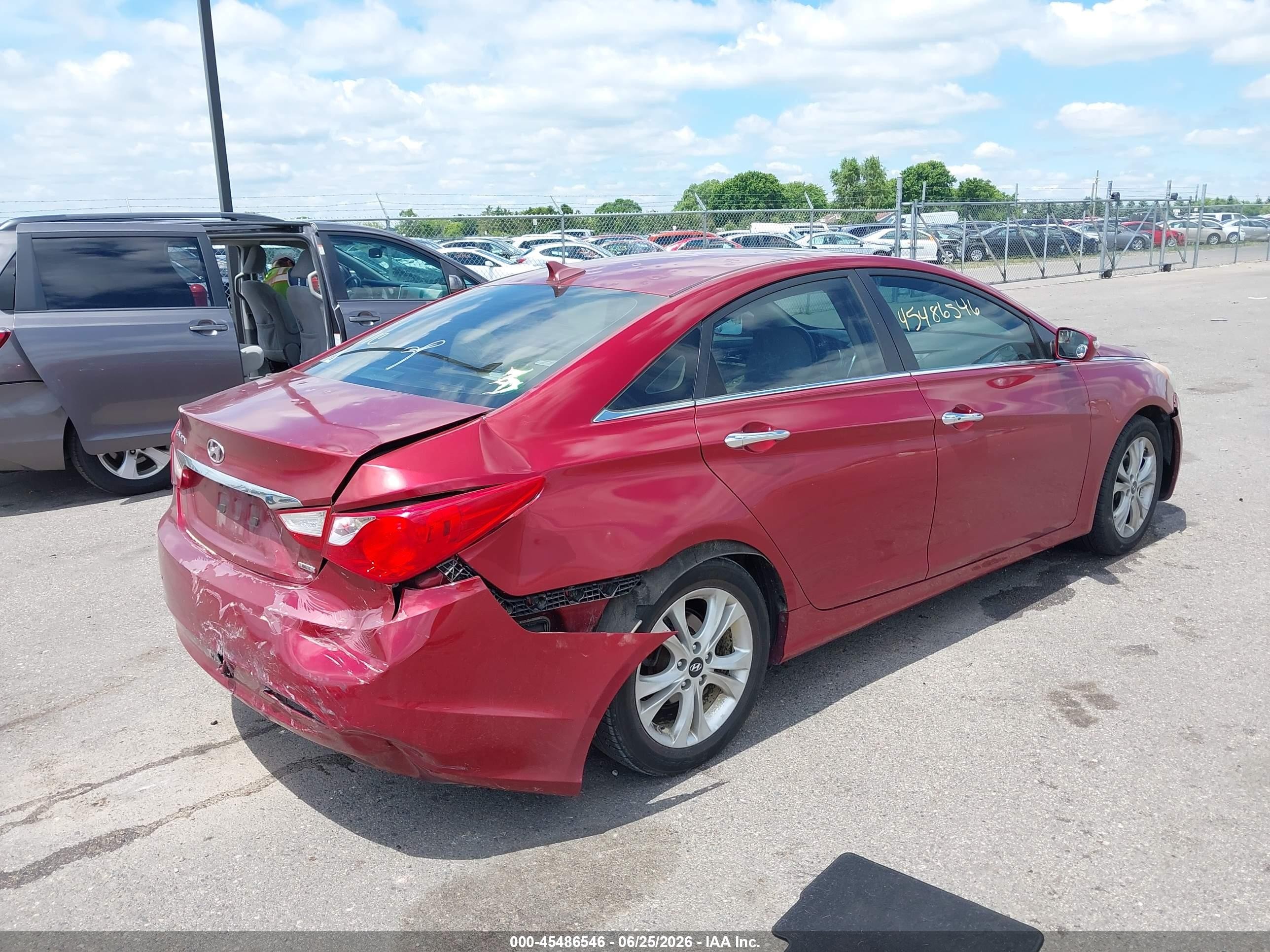 2011 Hyundai Sonata Limited Red vin: 5NPEC4AC1BH307924