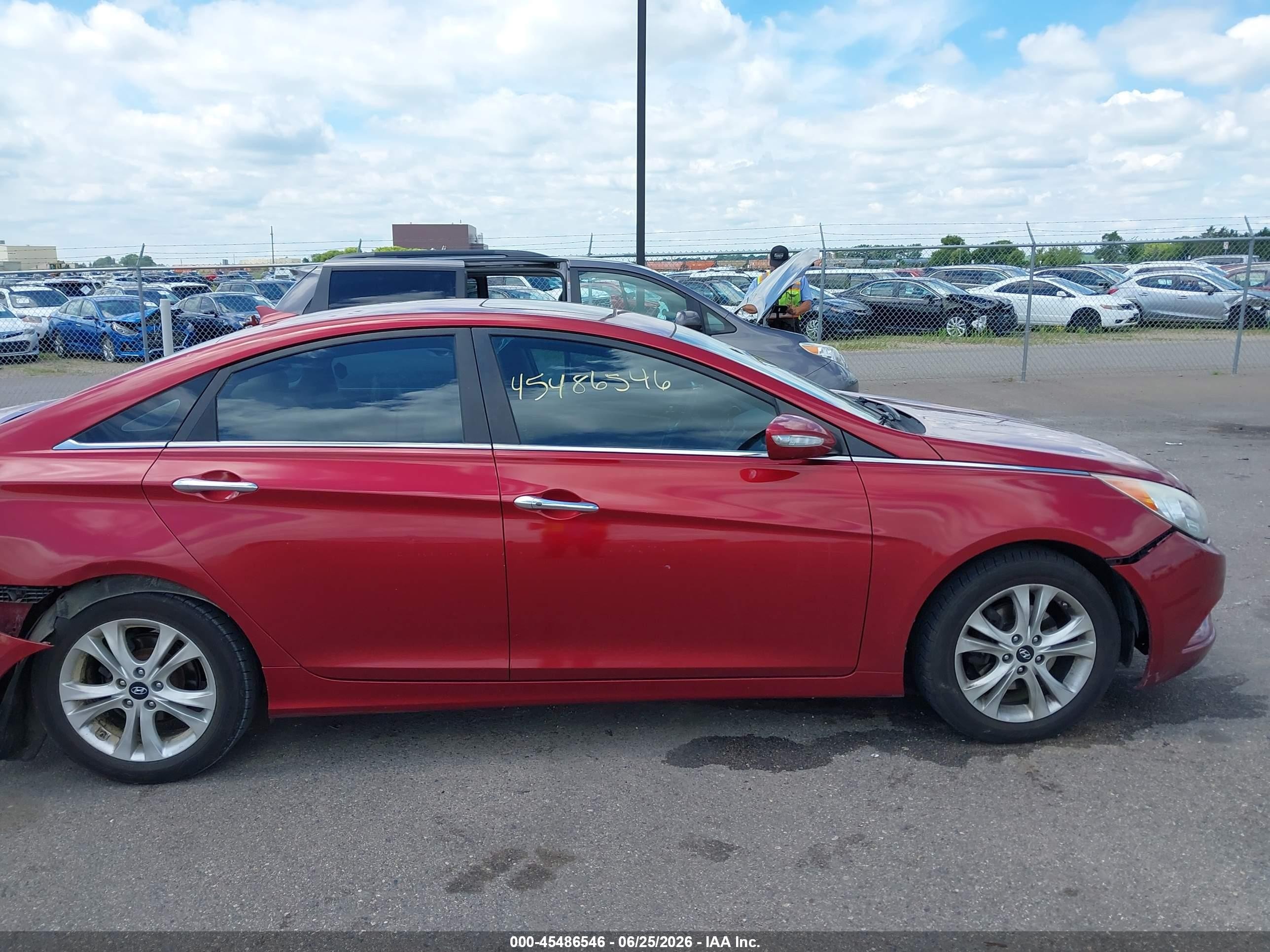 2011 Hyundai Sonata Limited Red vin: 5NPEC4AC1BH307924