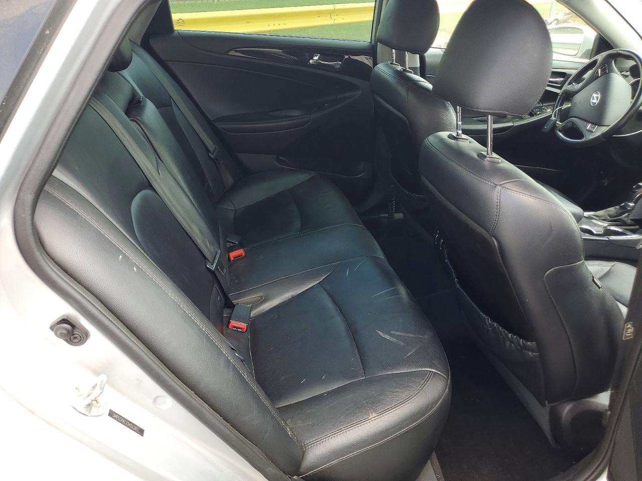 2013 Hyundai Sonata Limited Silver vin: 5NPEC4AC1DH512811